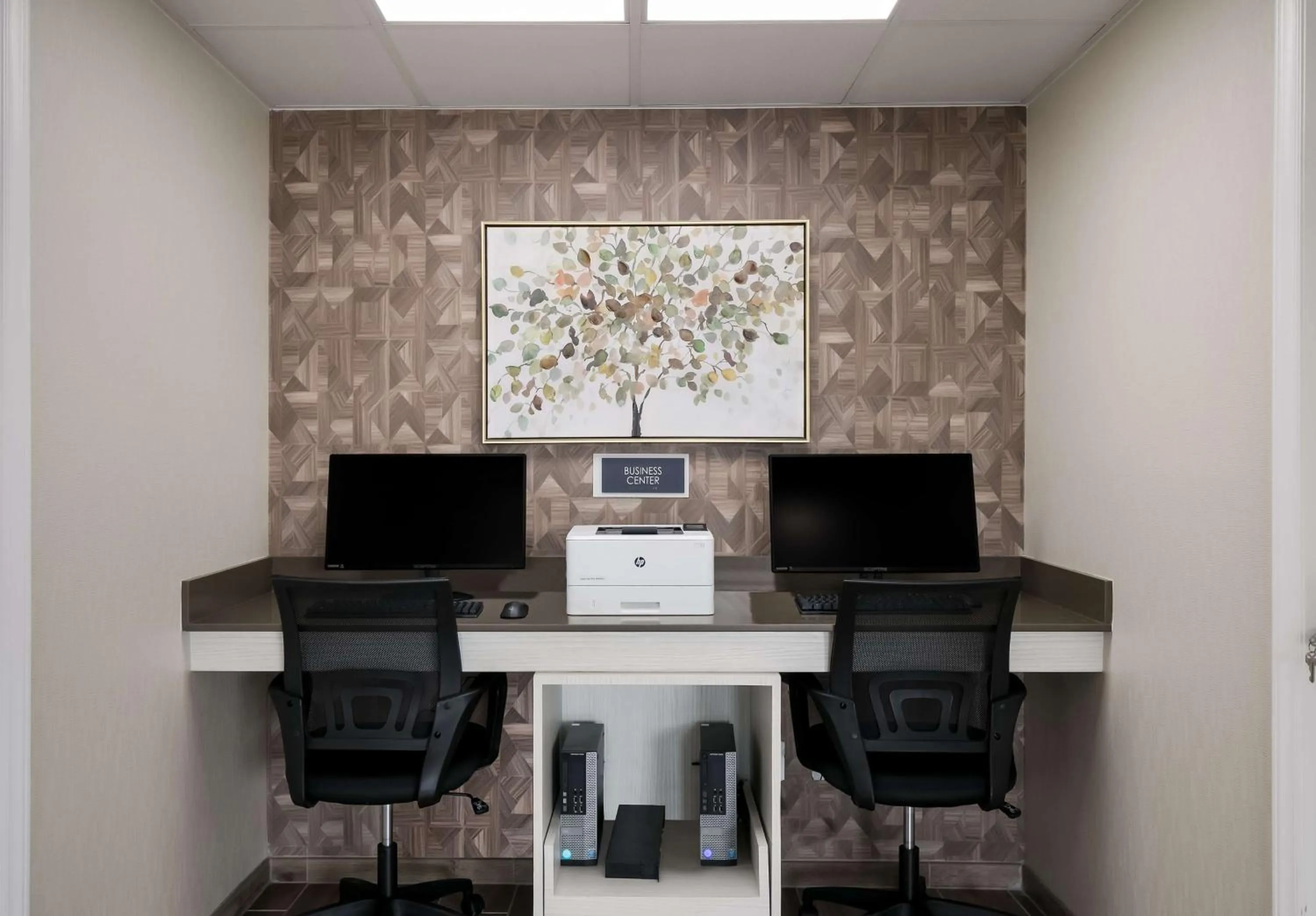 Business facilities in SureStay Plus by Best Western Pigeon Forge