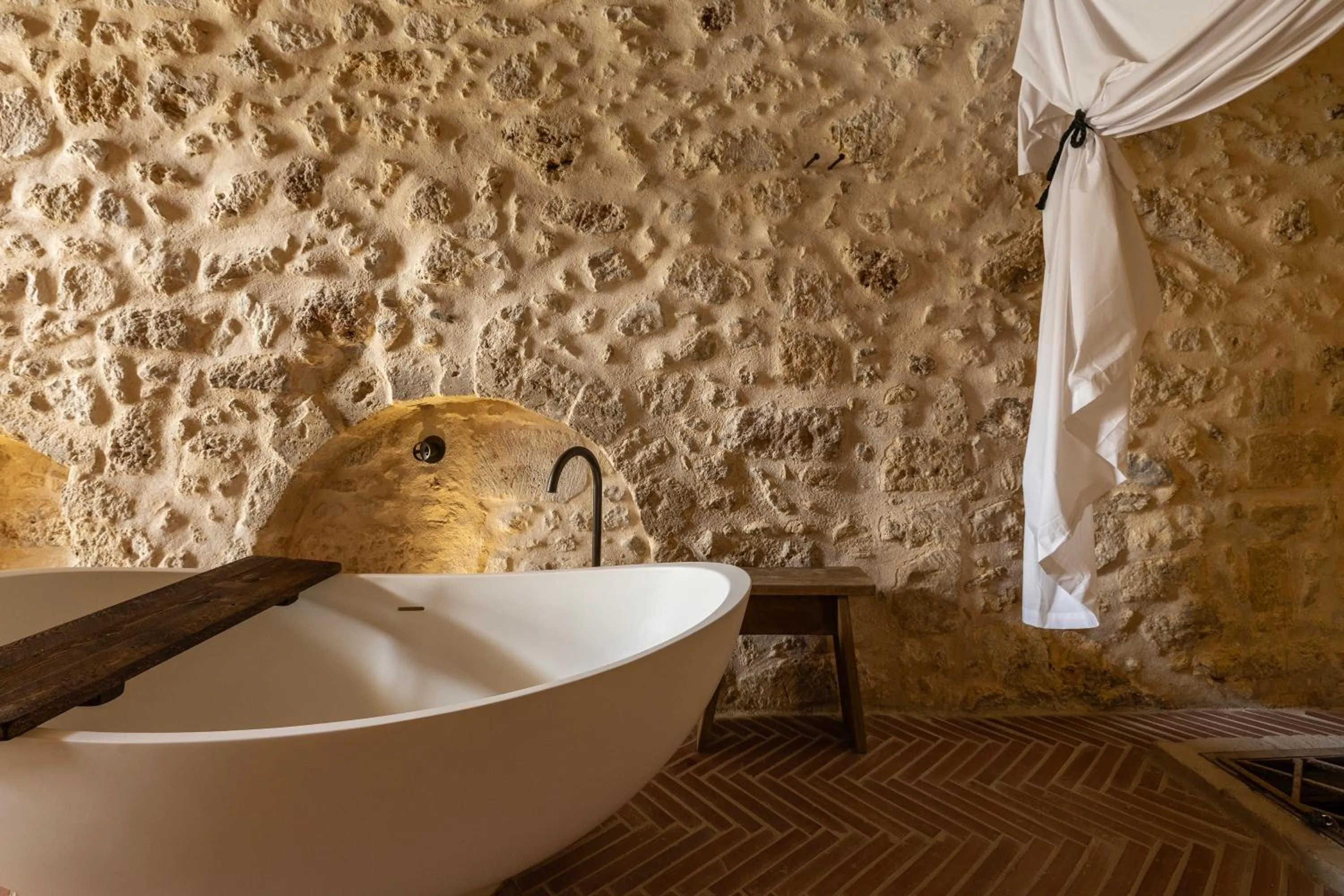 Bath in Amalen Suites Adults Only