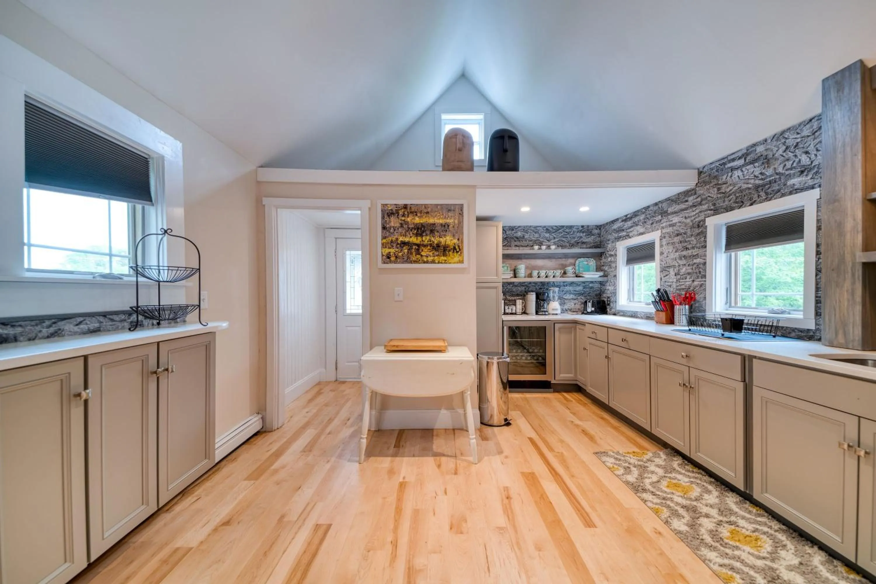 3 Bedroom Cape House by Leavetown Vacations