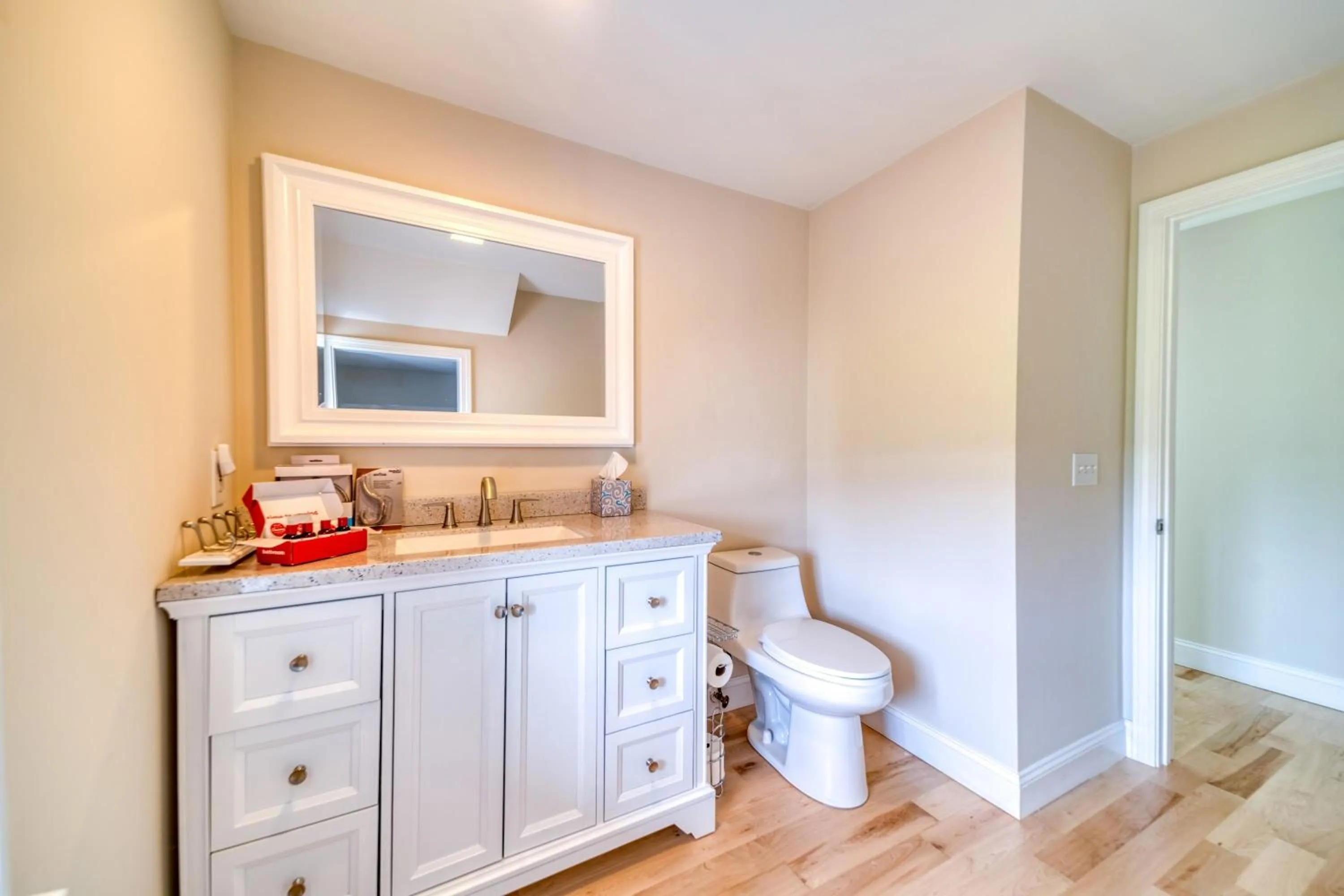 3 Bedroom Cape House by Leavetown Vacations