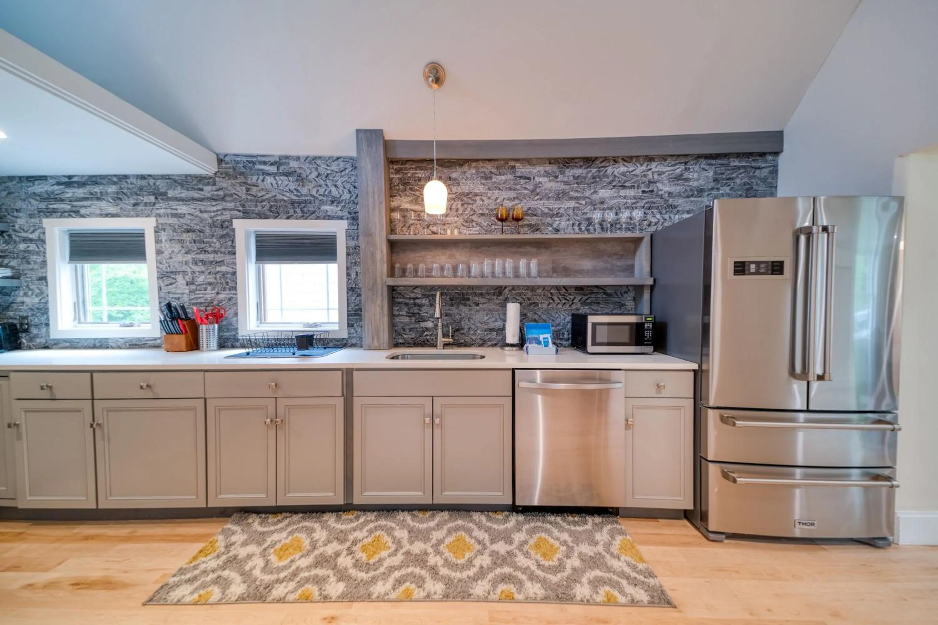 3 Bedroom Cape House by Leavetown Vacations