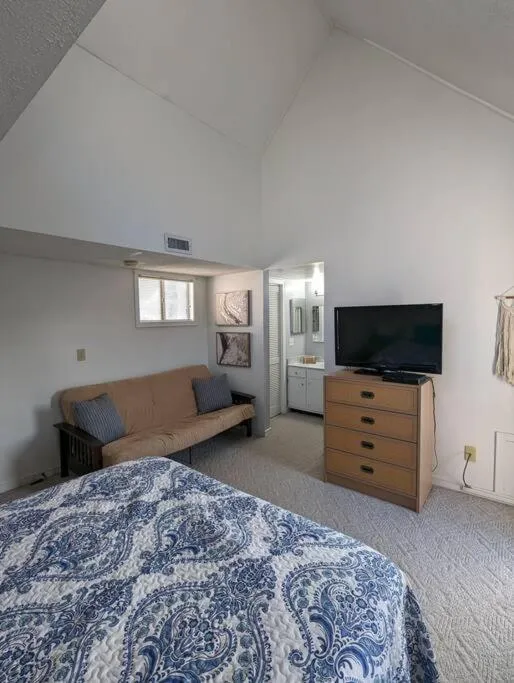 Bedroom, Bed in A Day at the Dunes! Shore Drive NMB