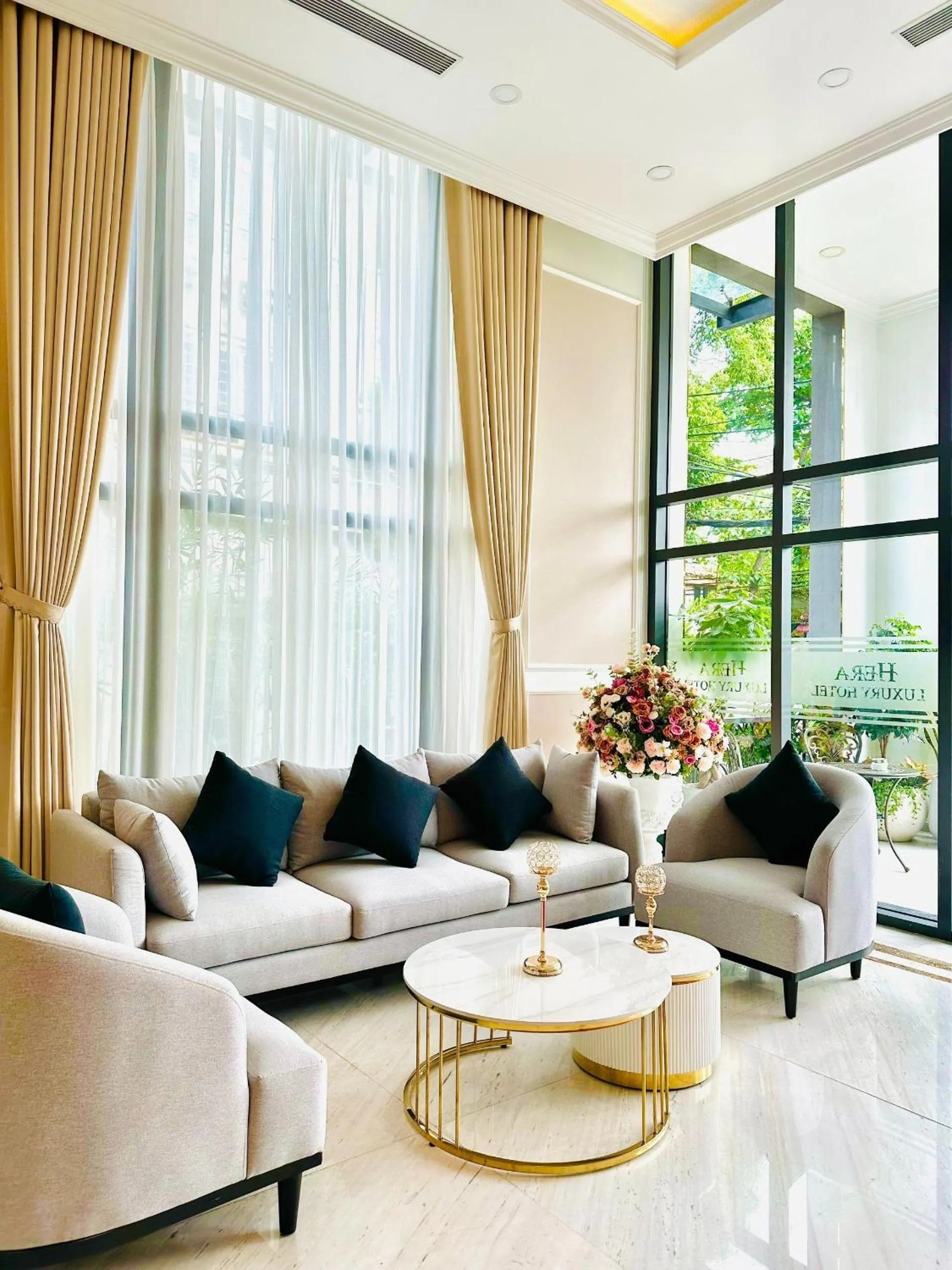 Living room in Hera Luxury Hotel