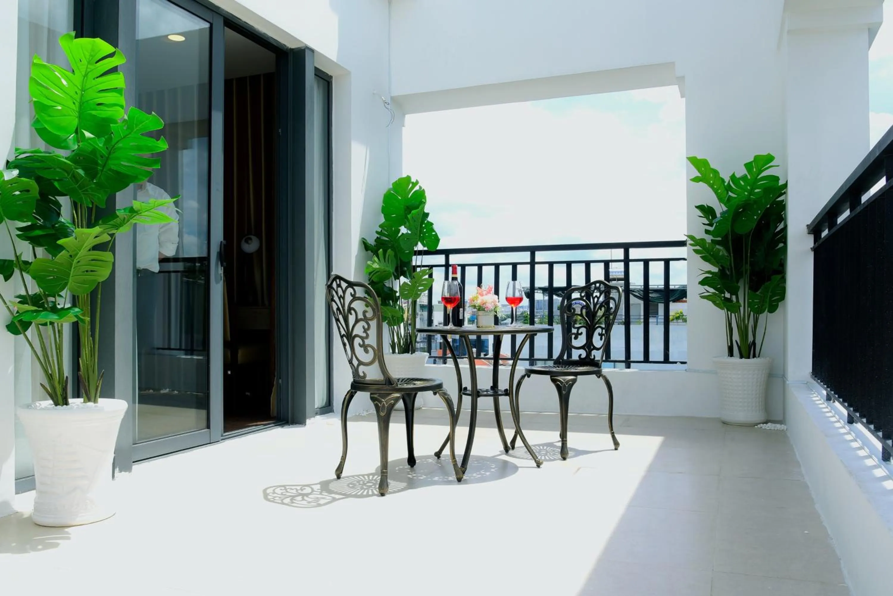 Day in Hera Luxury Hotel