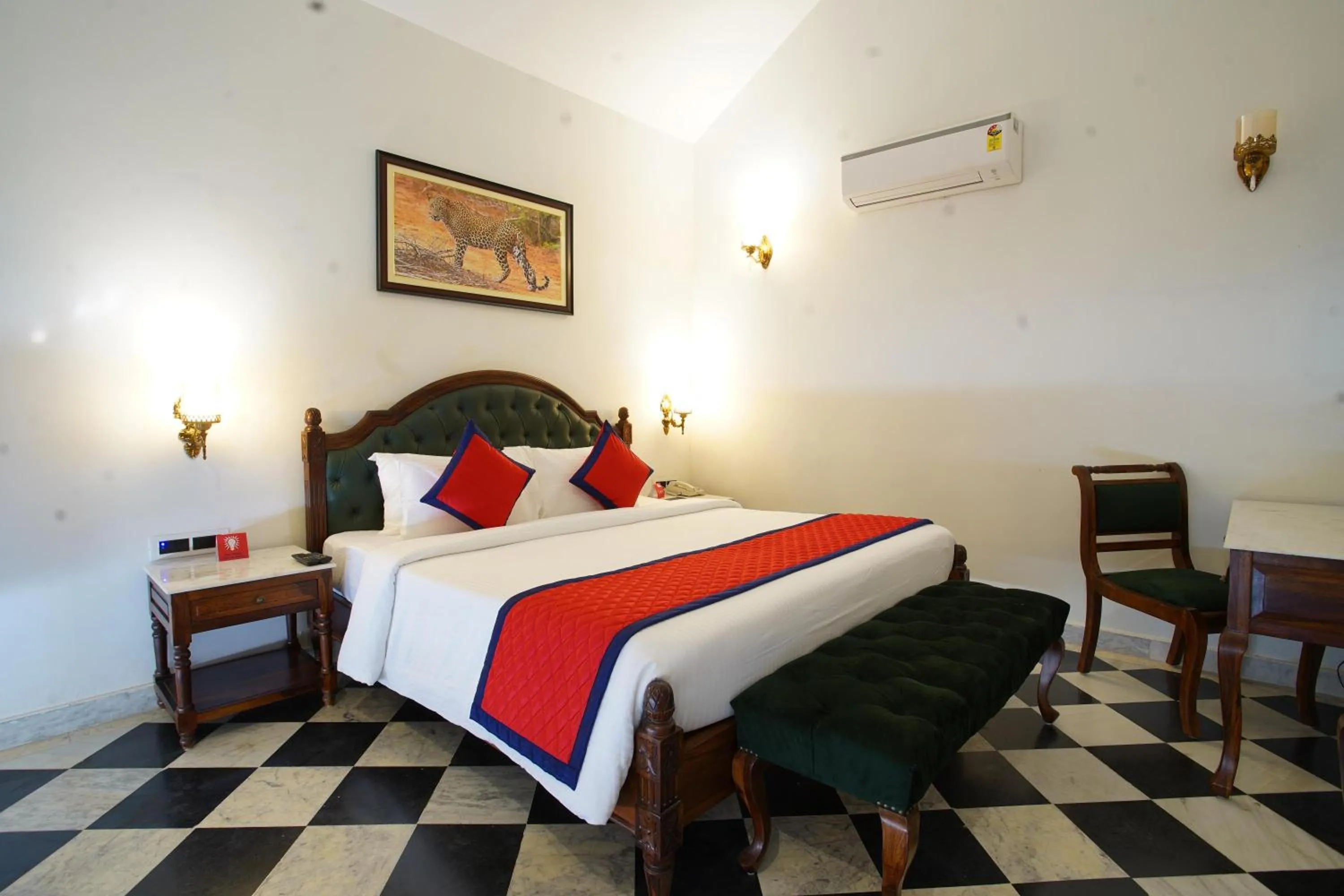 Photo of the whole room, Bed in Spree Resort Sariska