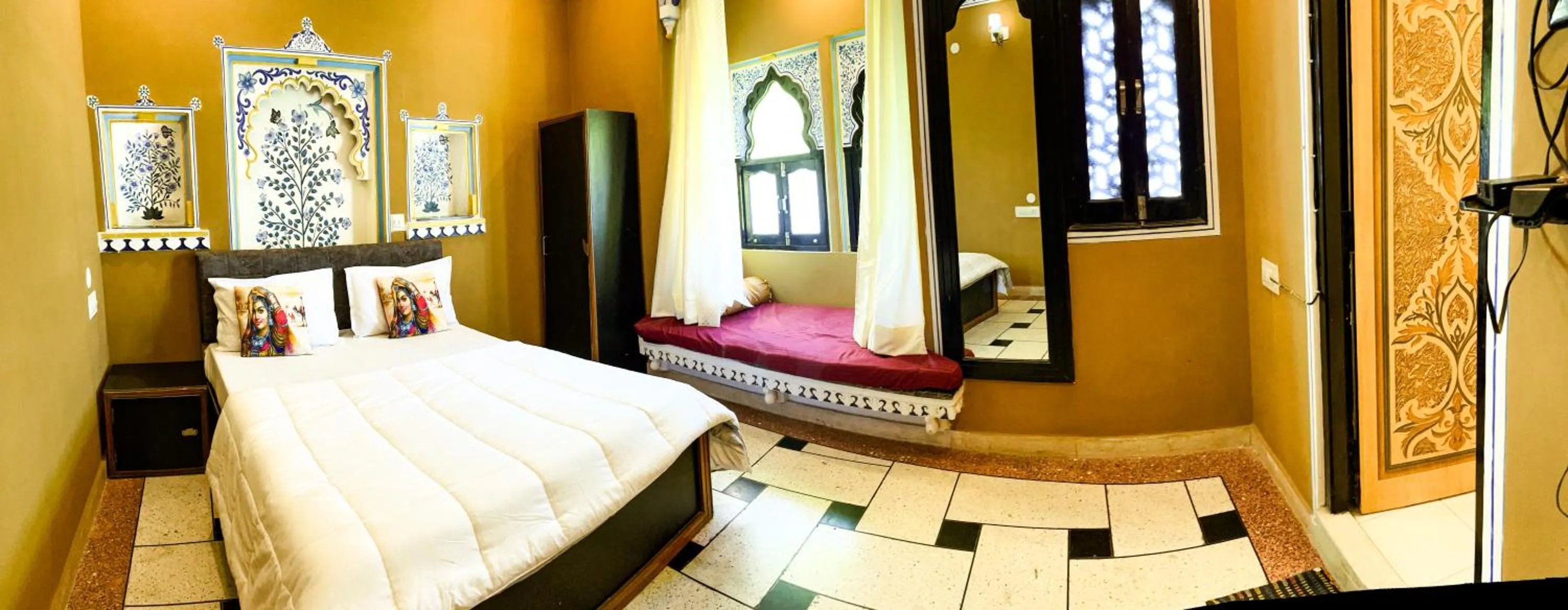 Bed in Mild Life Hostel Udaipur