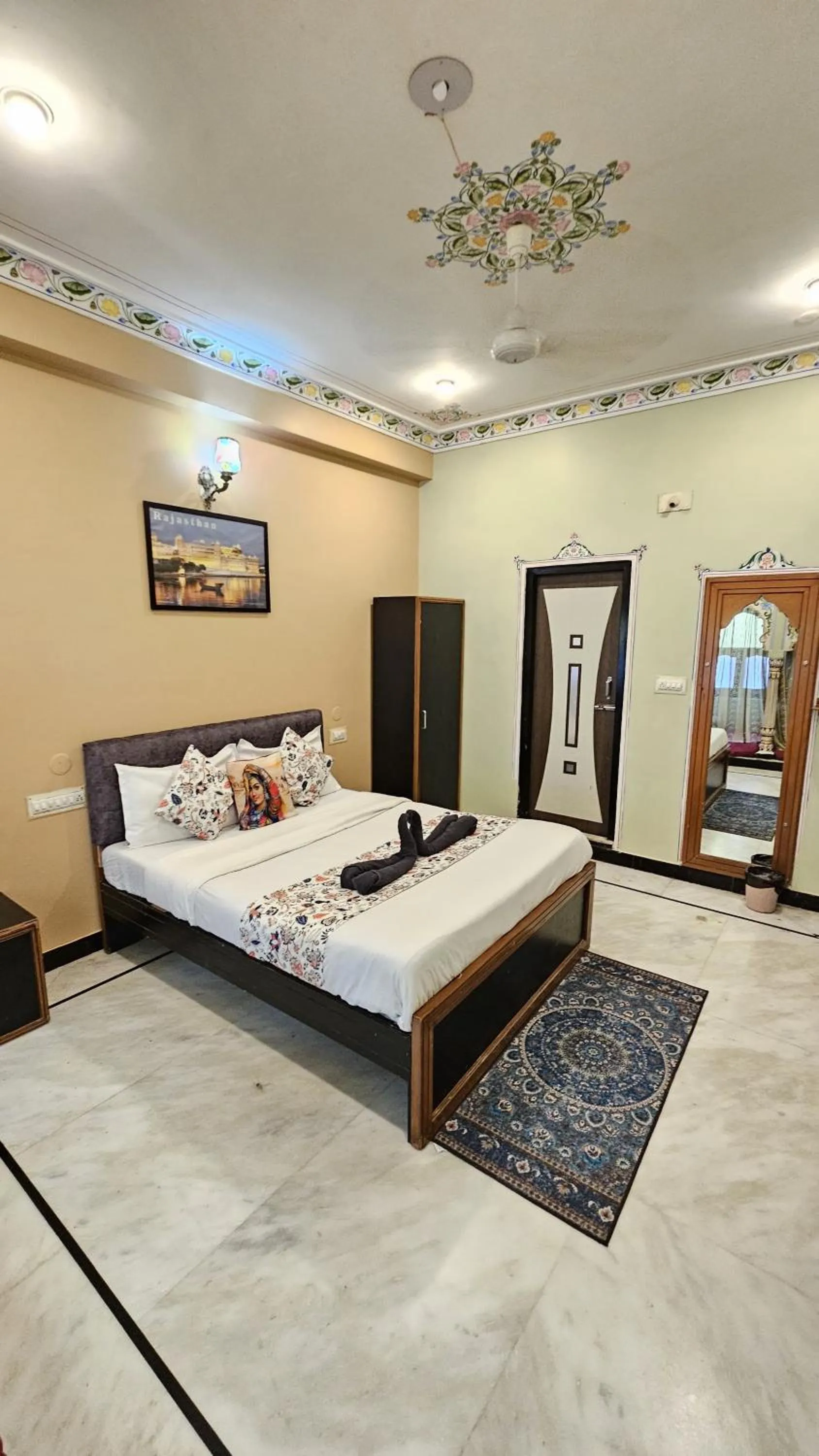 Bed in Mild Life Hostel Udaipur