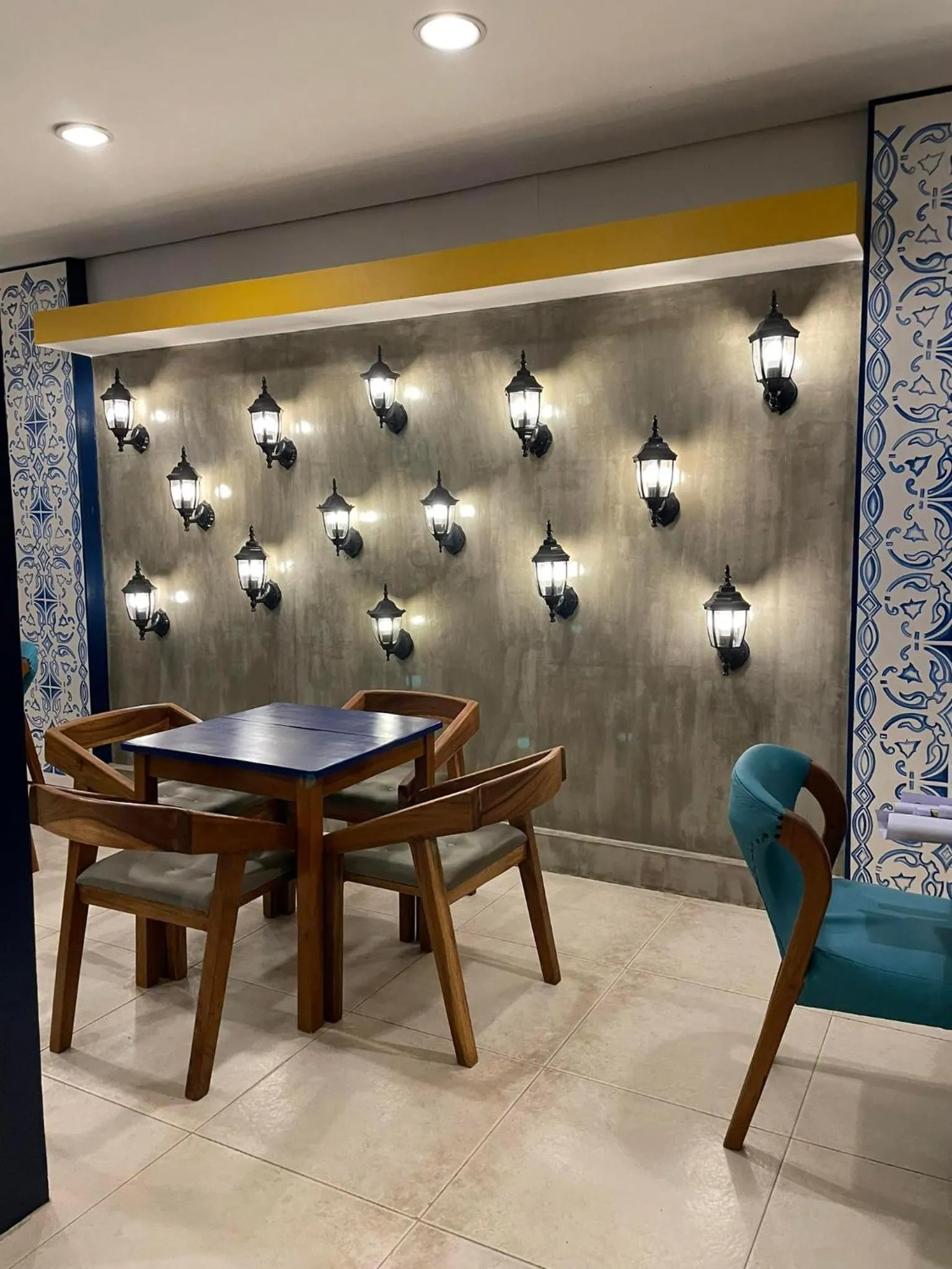 Restaurant/places to eat in Lighthouse View Boutique Hotel