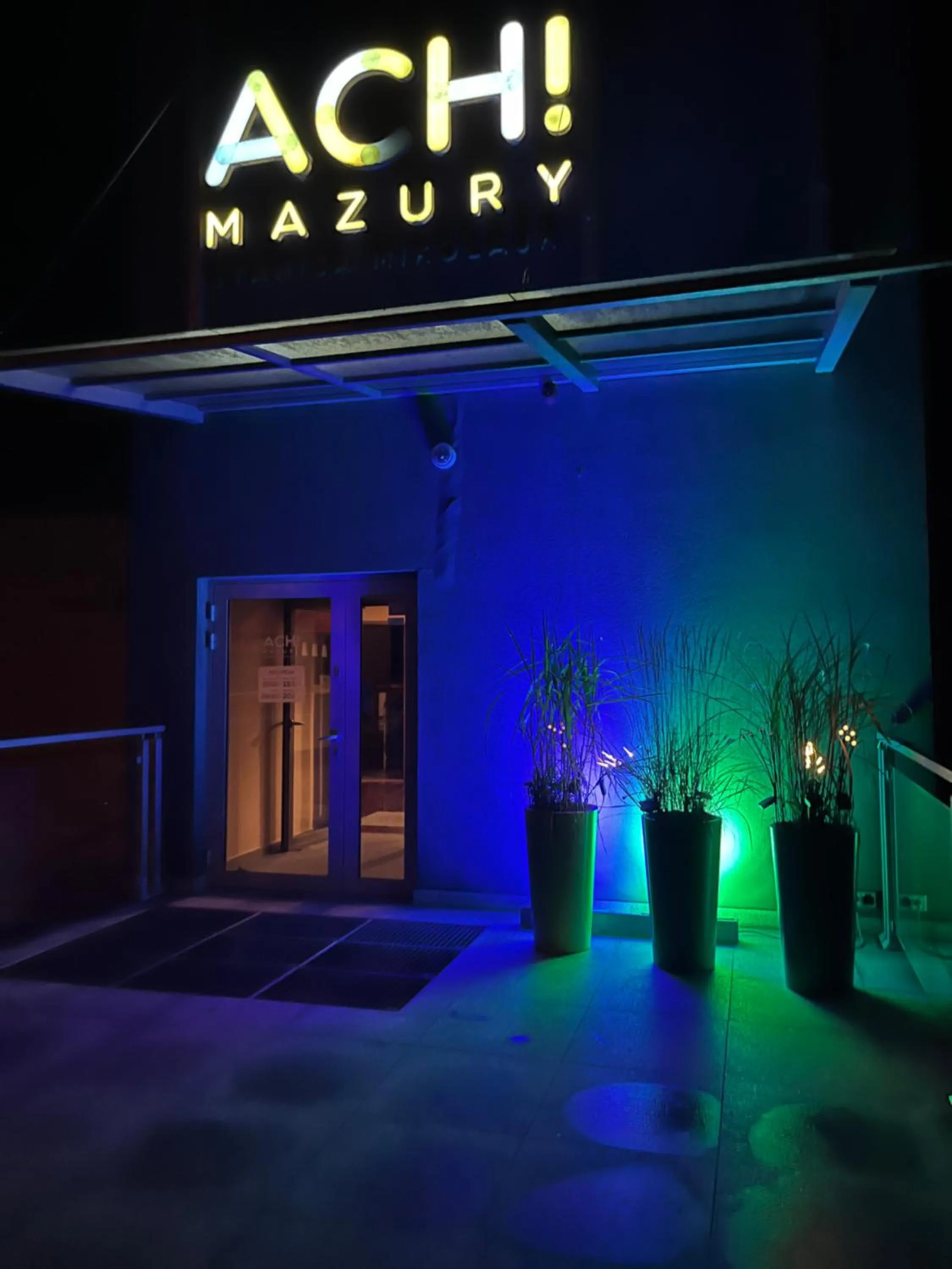 Facade/entrance in Ach Mazury