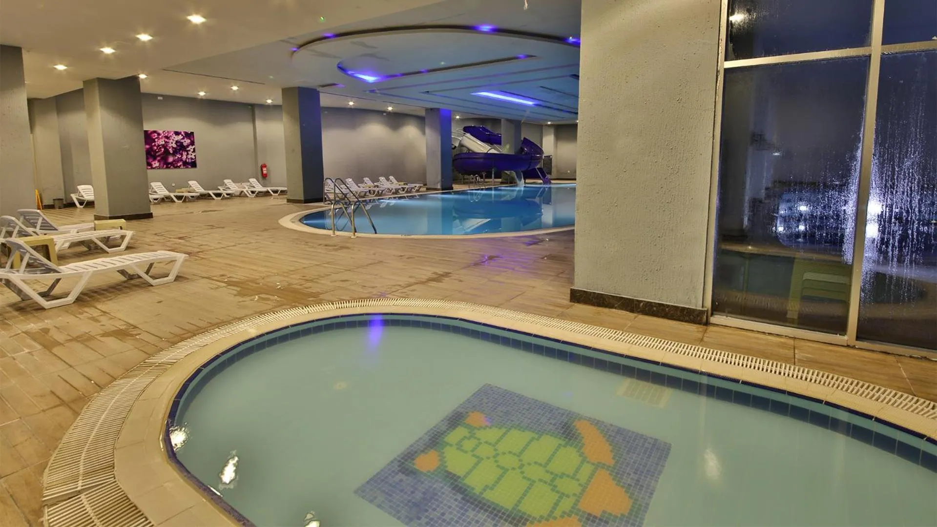 Swimming pool in Sivas Termal'de Teraslı ve Şık 1+1 Daire