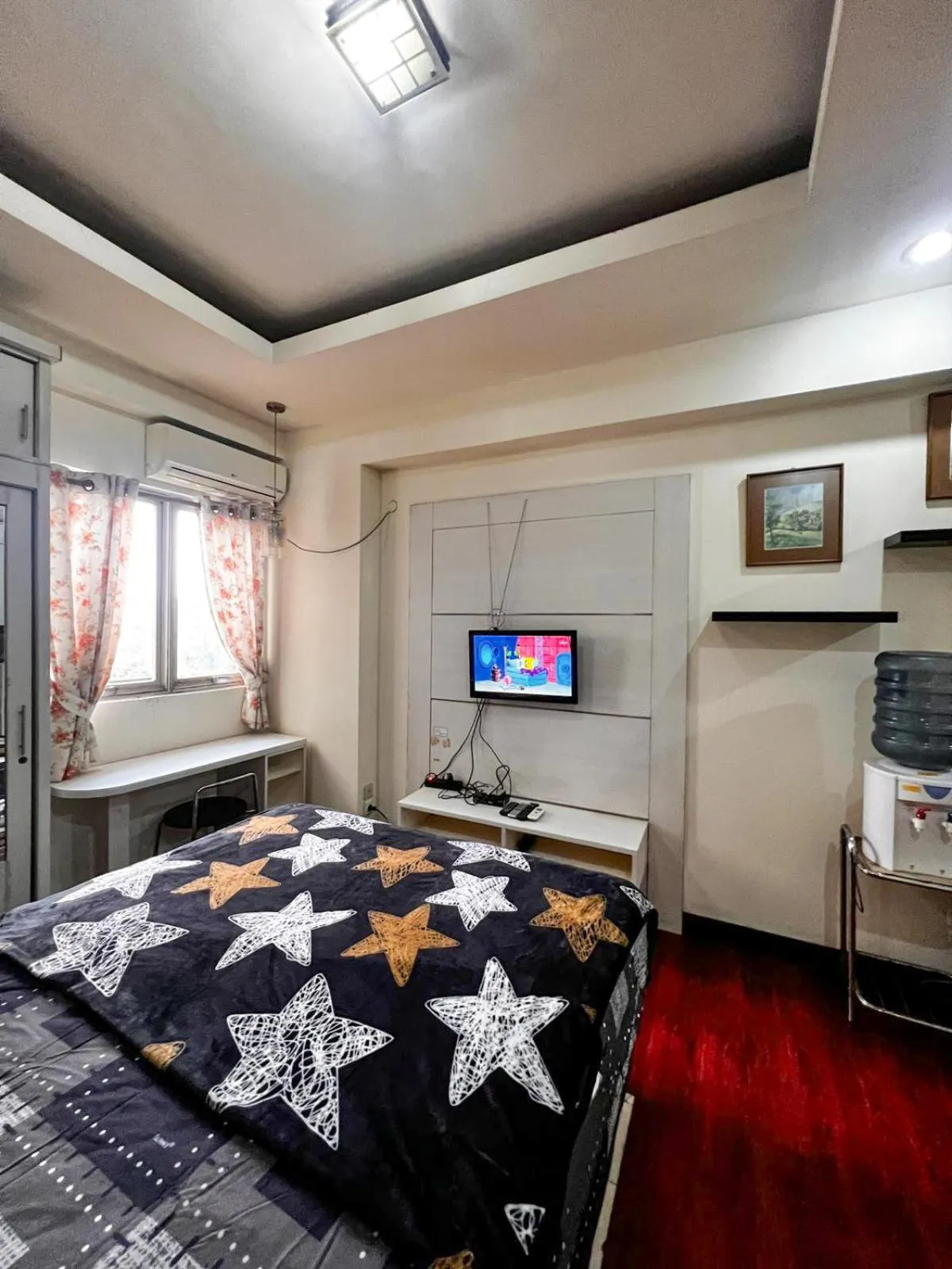 Bed in The Suites Metro by KS Property