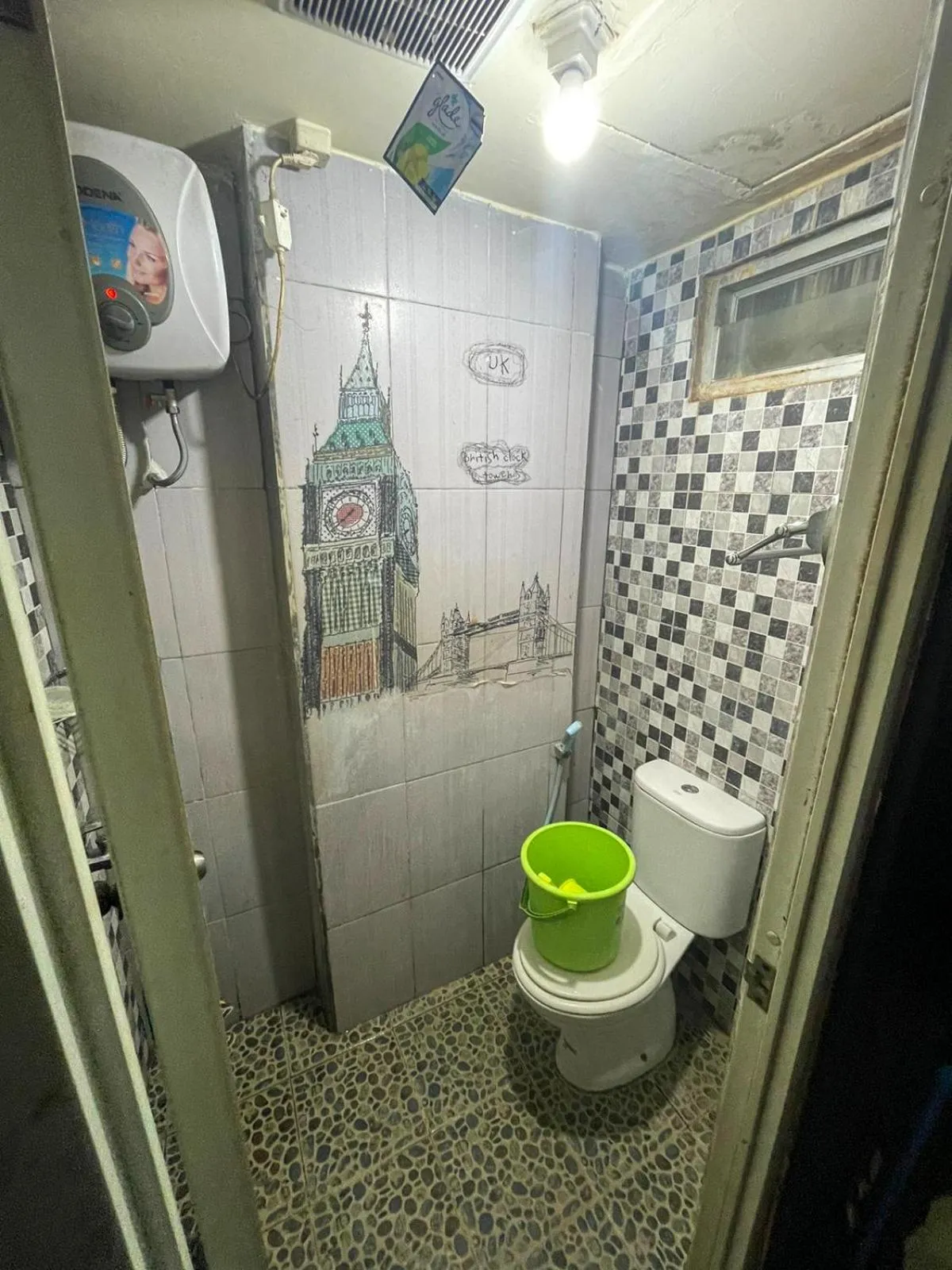 Bathroom in The Suites Metro by KS Property