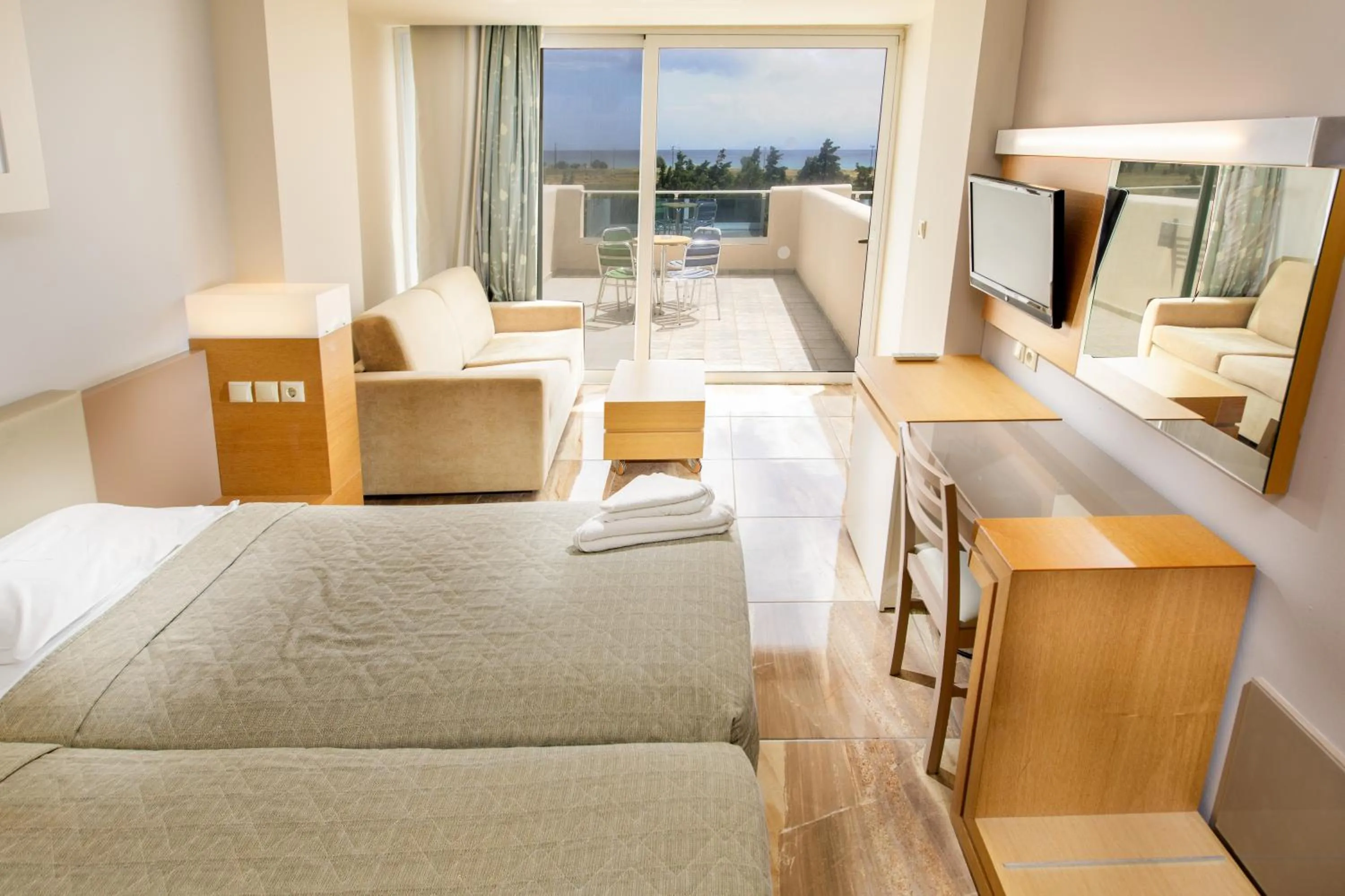 Photo of the whole room, Bed in Sovereign Beach Hotel