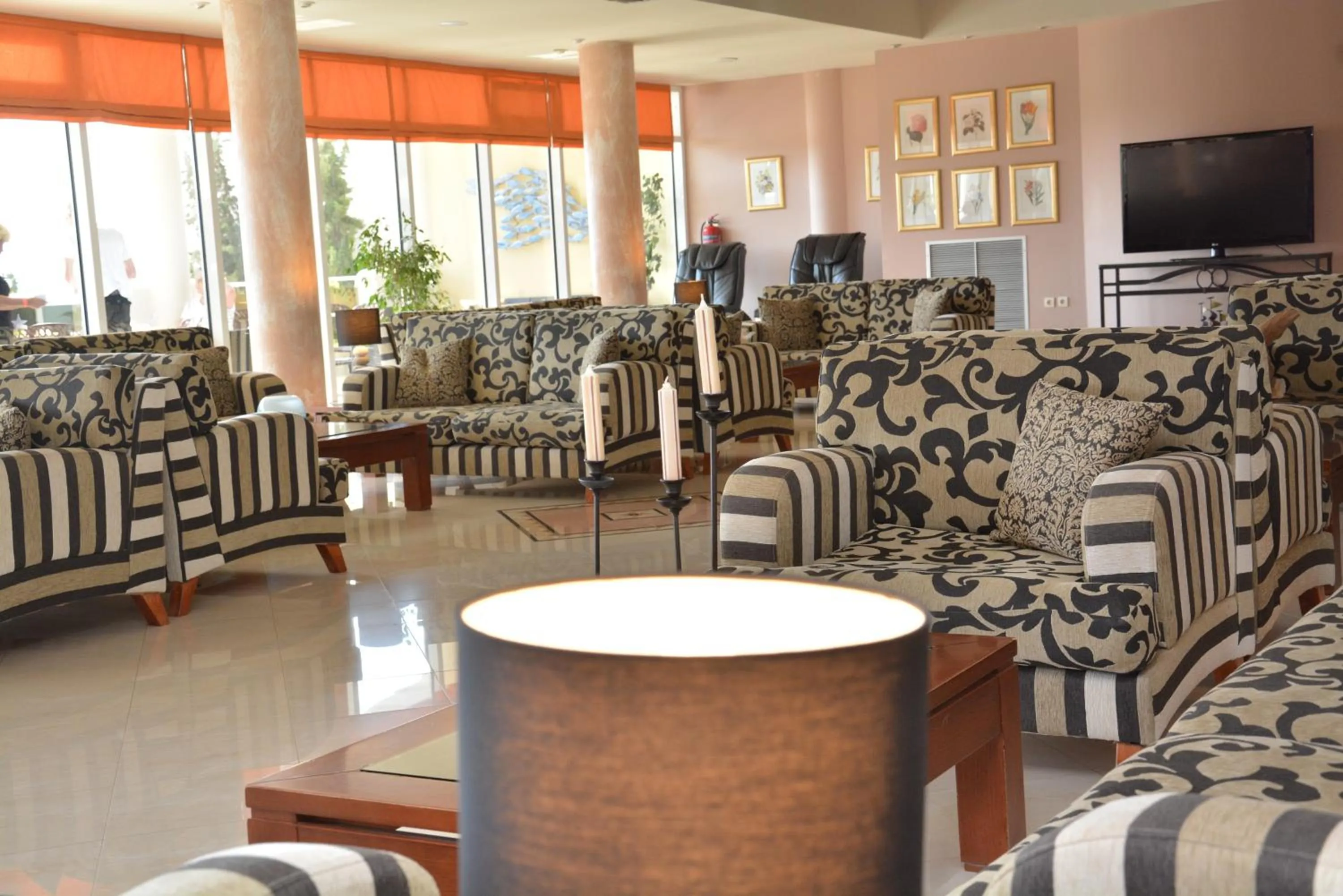 Lounge or bar in Sovereign Beach Hotel