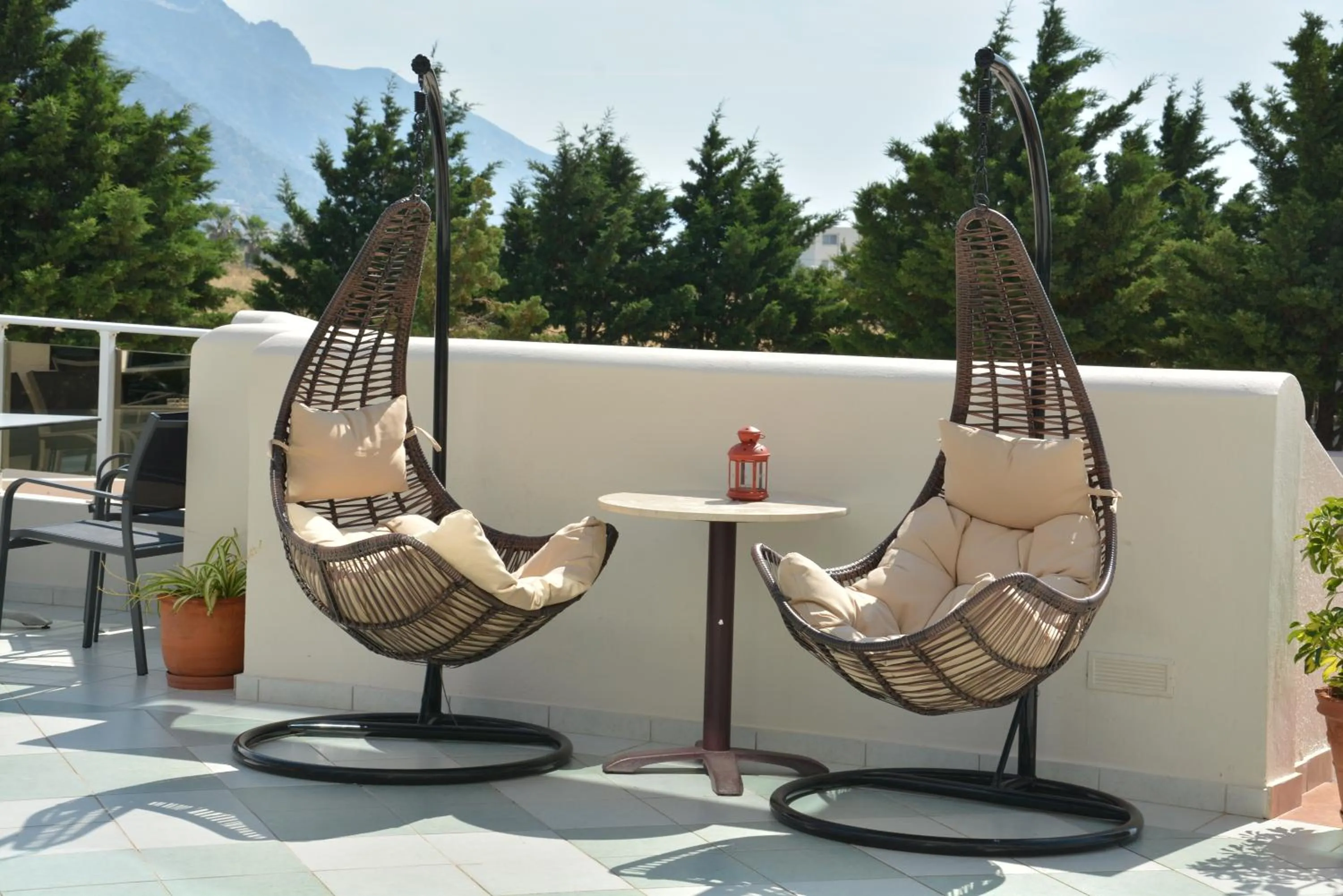 Seating area in Sovereign Beach Hotel