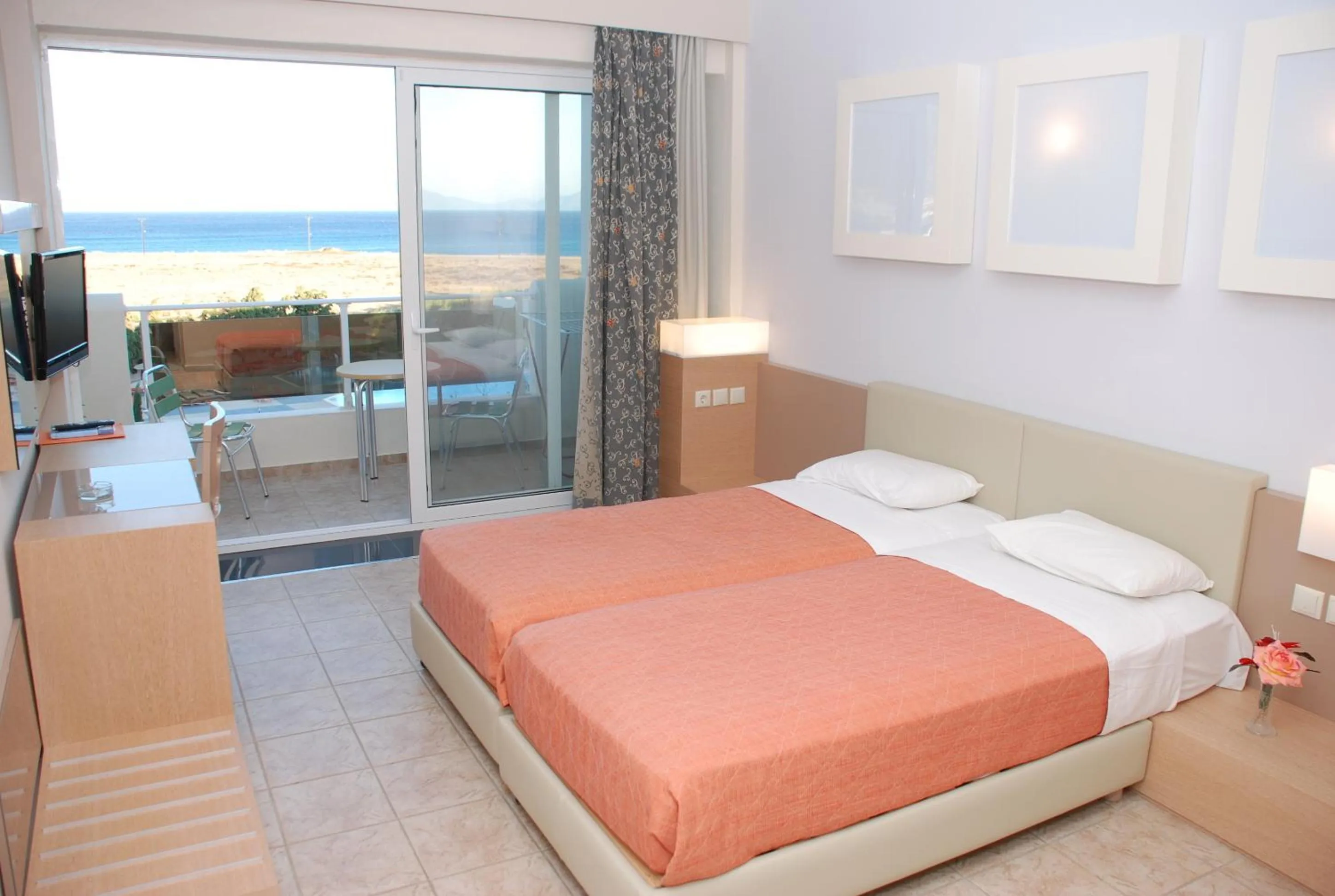 Bed in Sovereign Beach Hotel