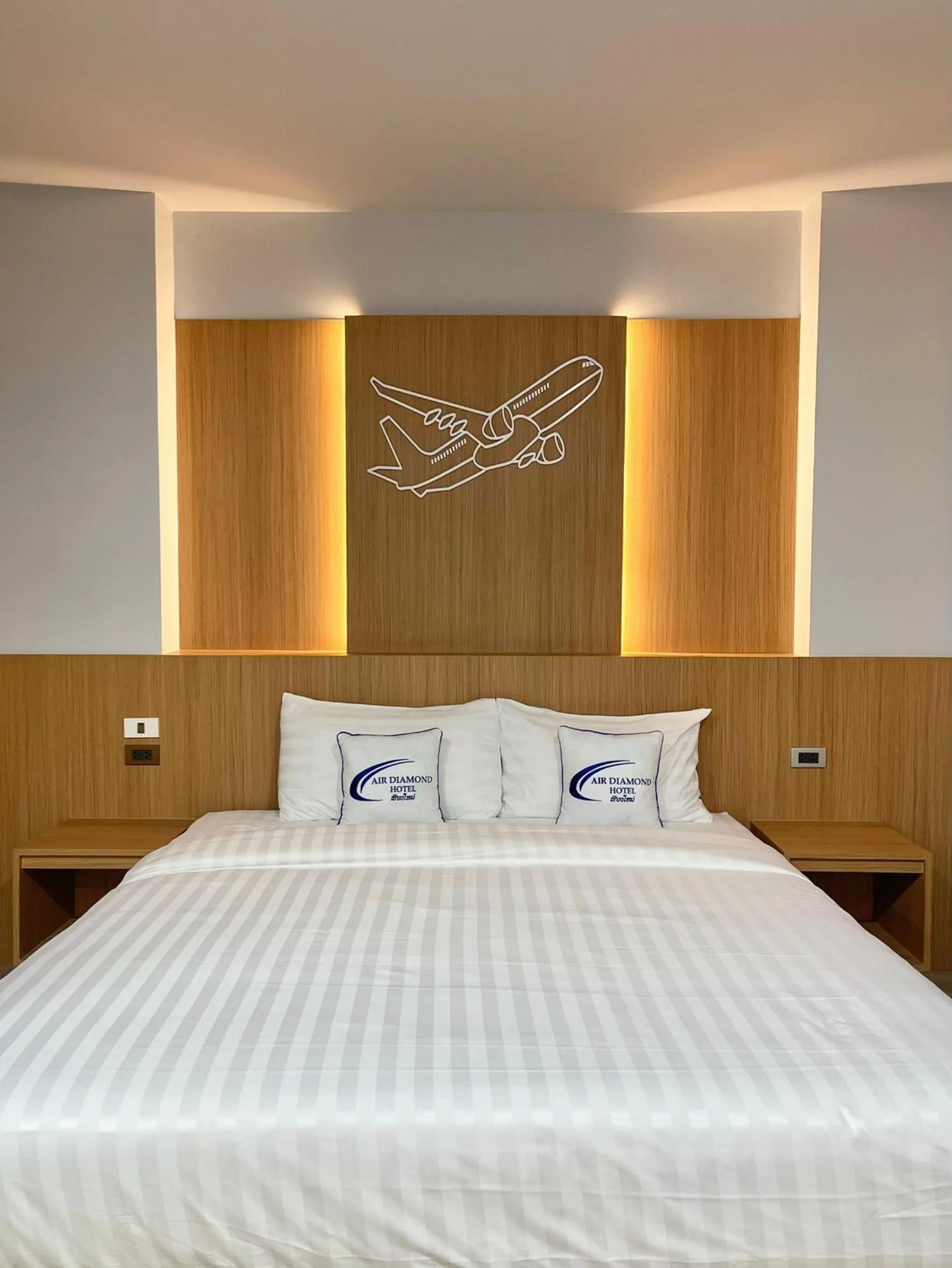 Bedroom, Bed in Air Diamond Hotel