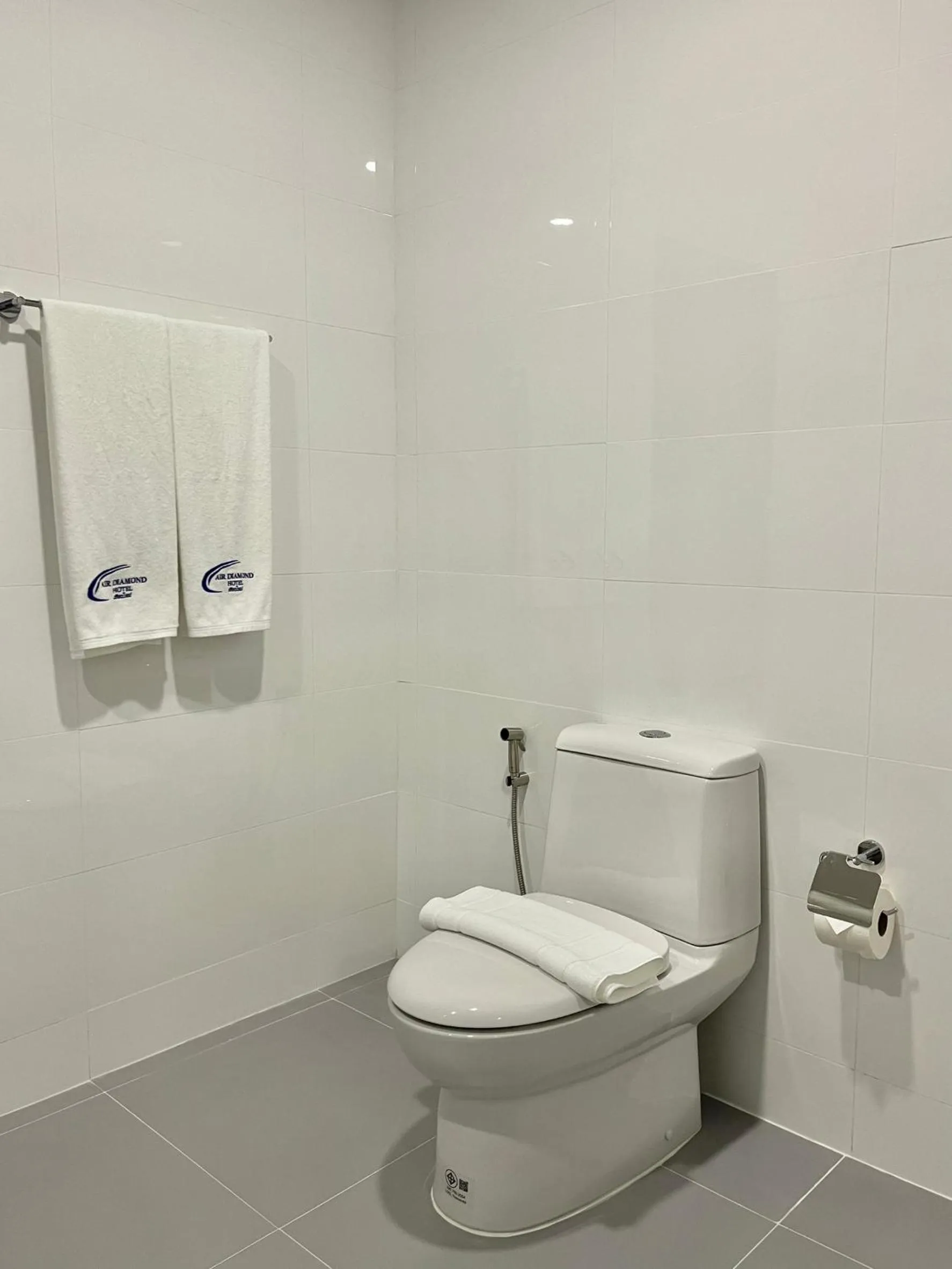 Bathroom in Air Diamond Hotel