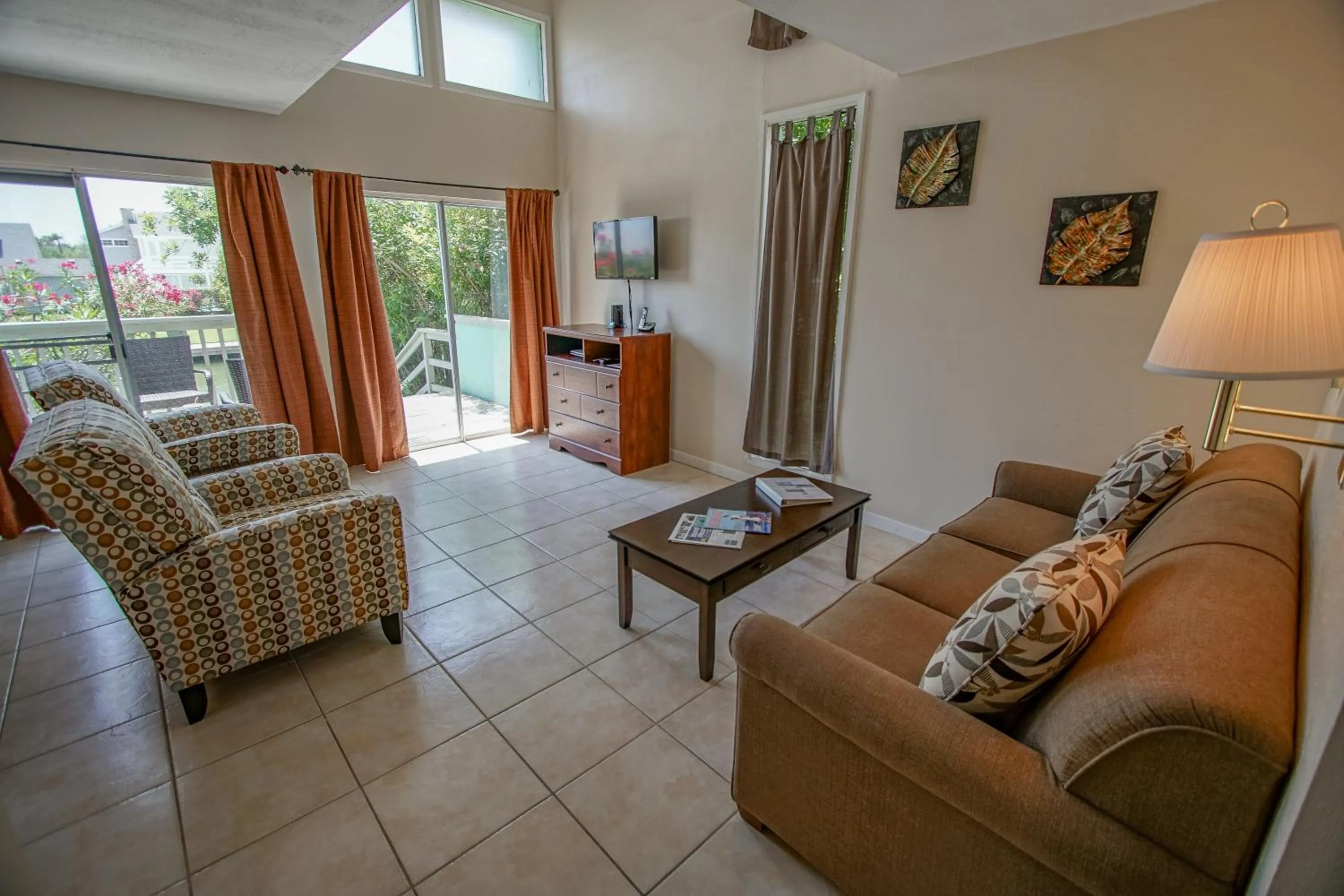 TV and multimedia in Multi Resorts at Puente Vista