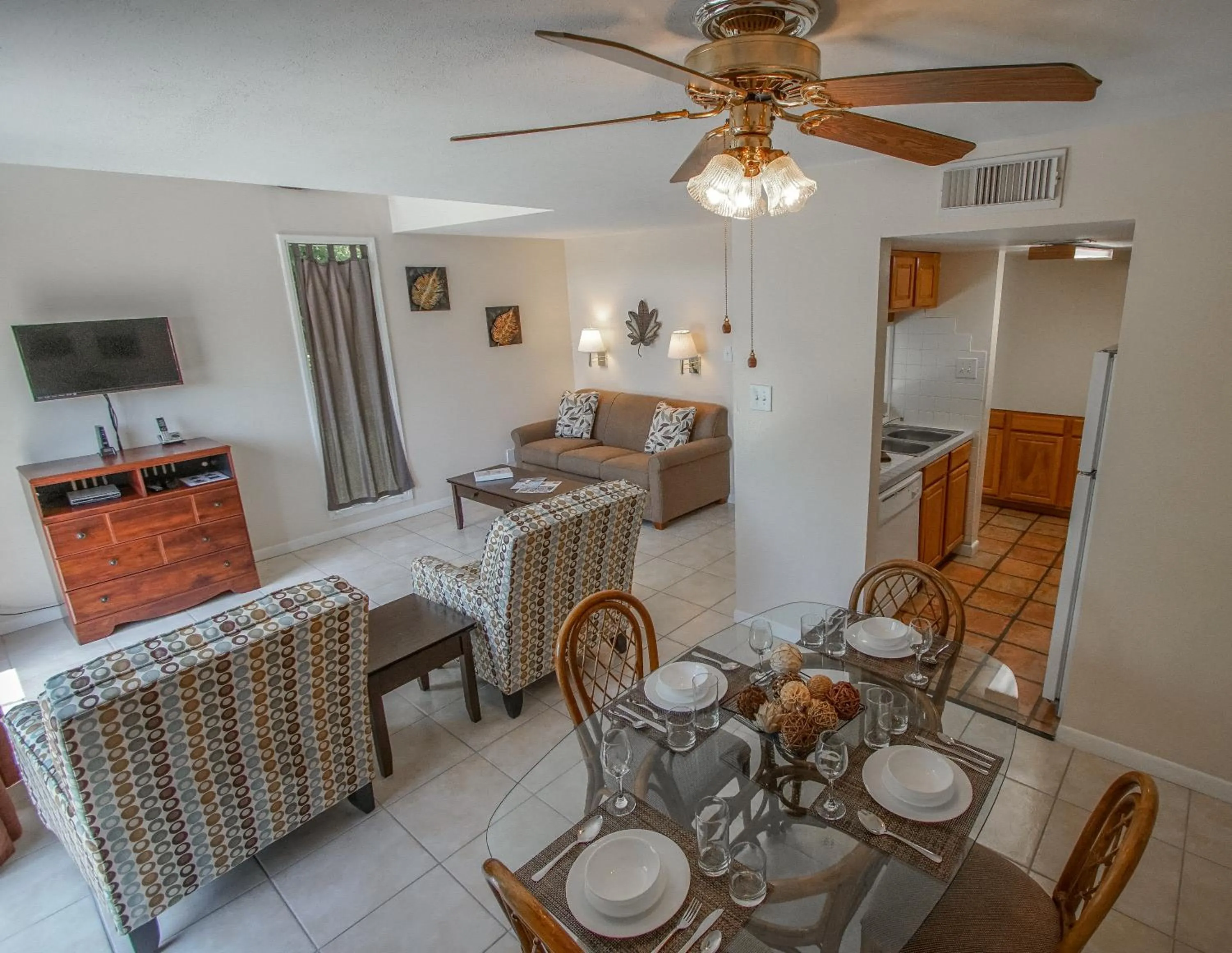 Living room in Multi Resorts at Puente Vista