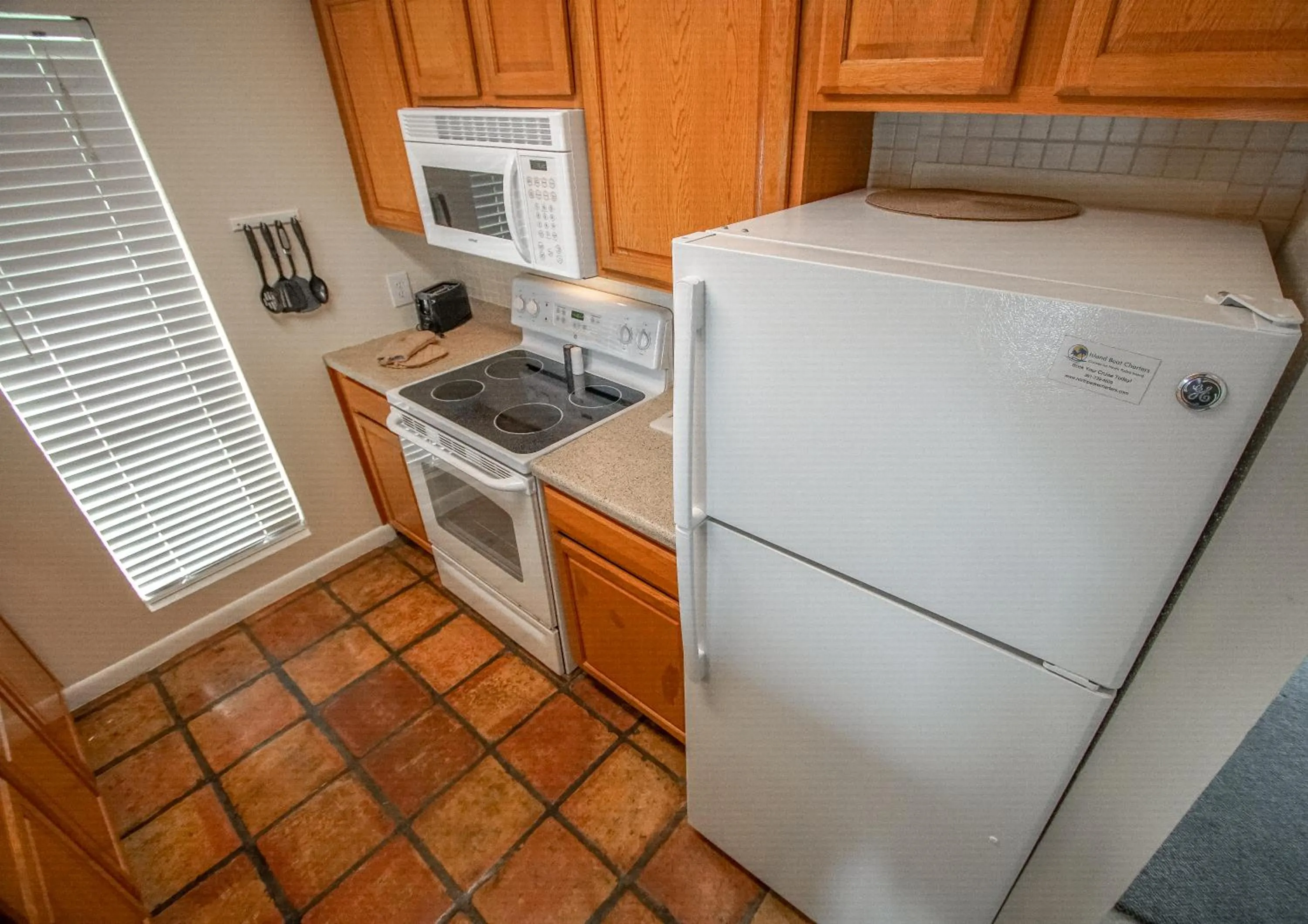 Coffee/tea facilities in Multi Resorts at Puente Vista