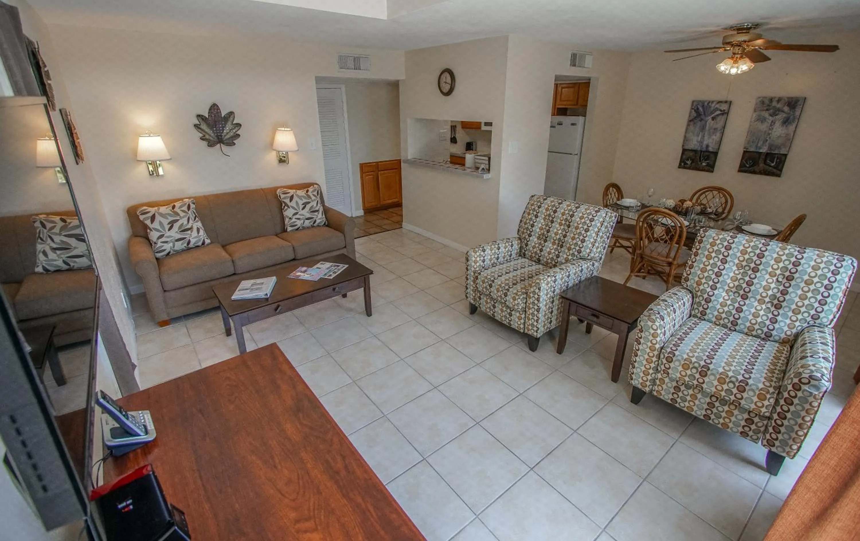 Living room in Multi Resorts at Puente Vista