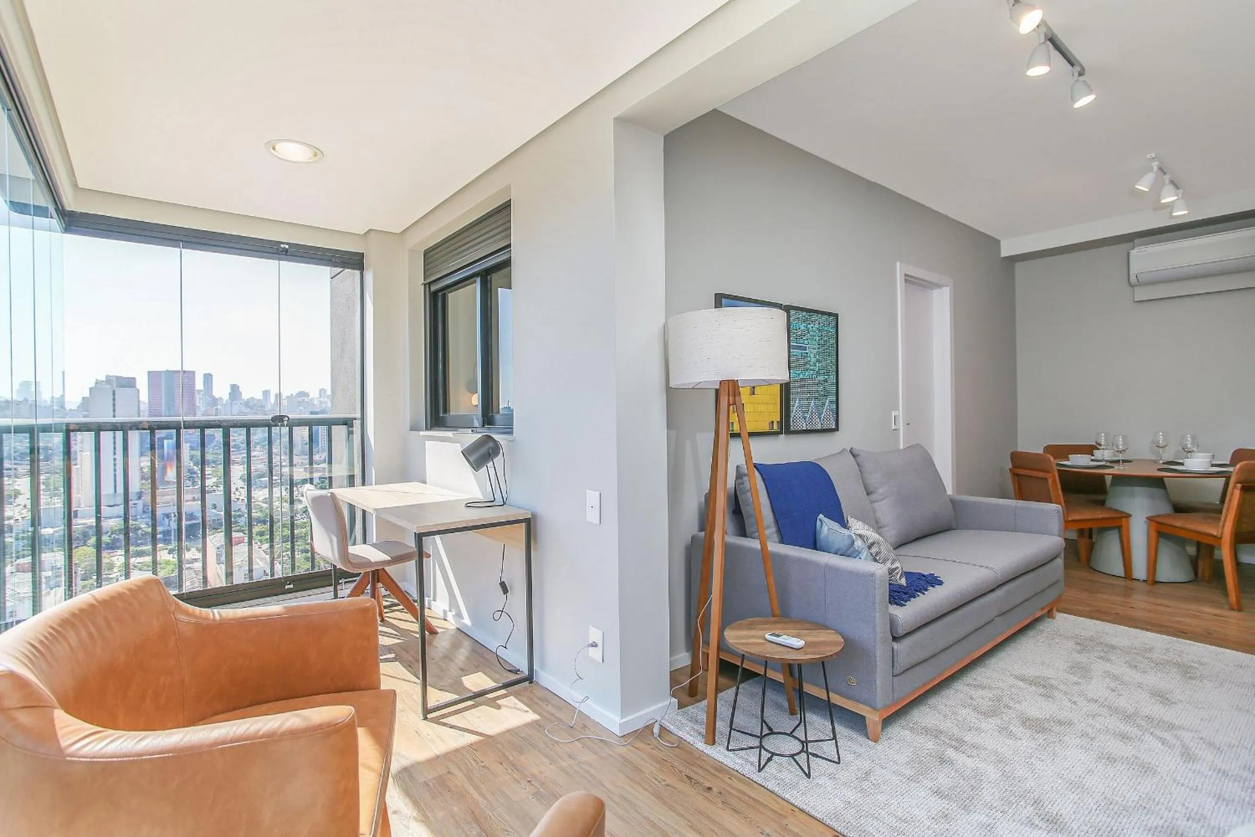 Seating area in Expand Pinheiros