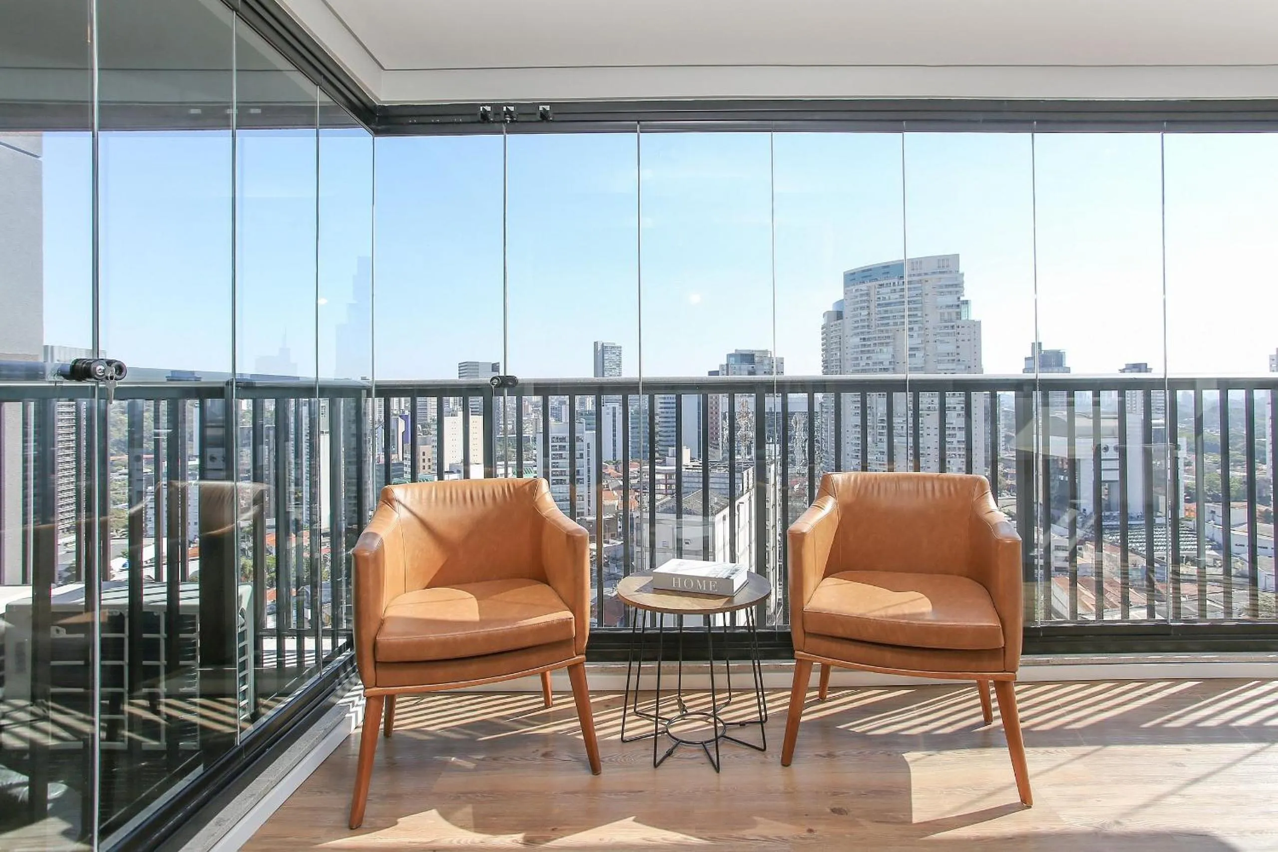 Seating area in Expand Pinheiros