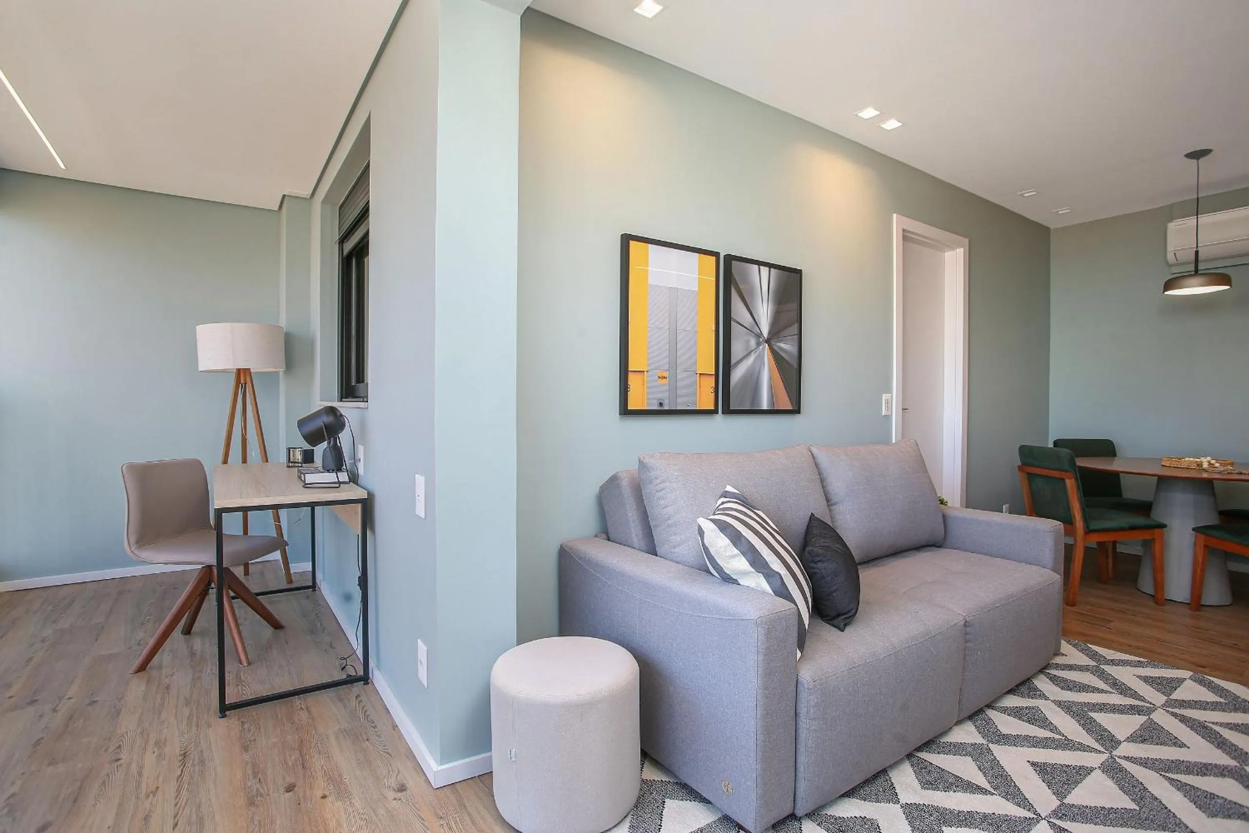 Seating area in Expand Pinheiros