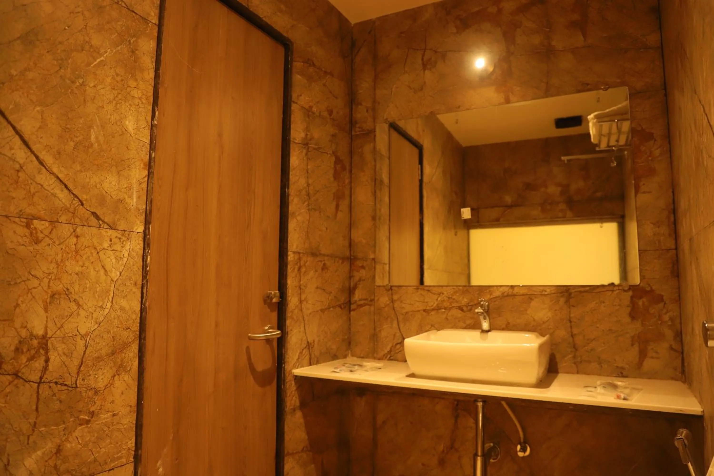 Shower in Hotel Sai Pritam