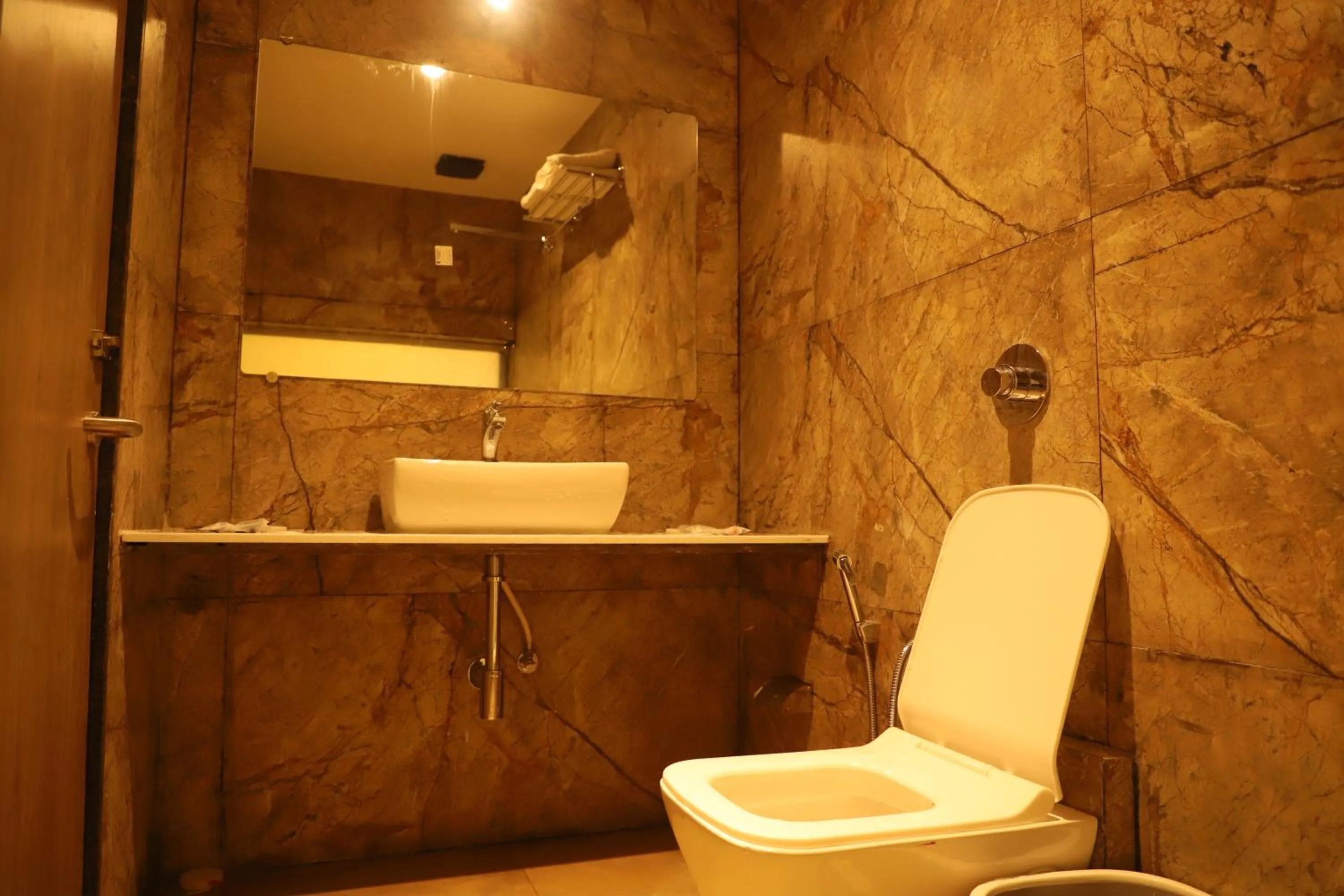 Shower in Hotel Sai Pritam