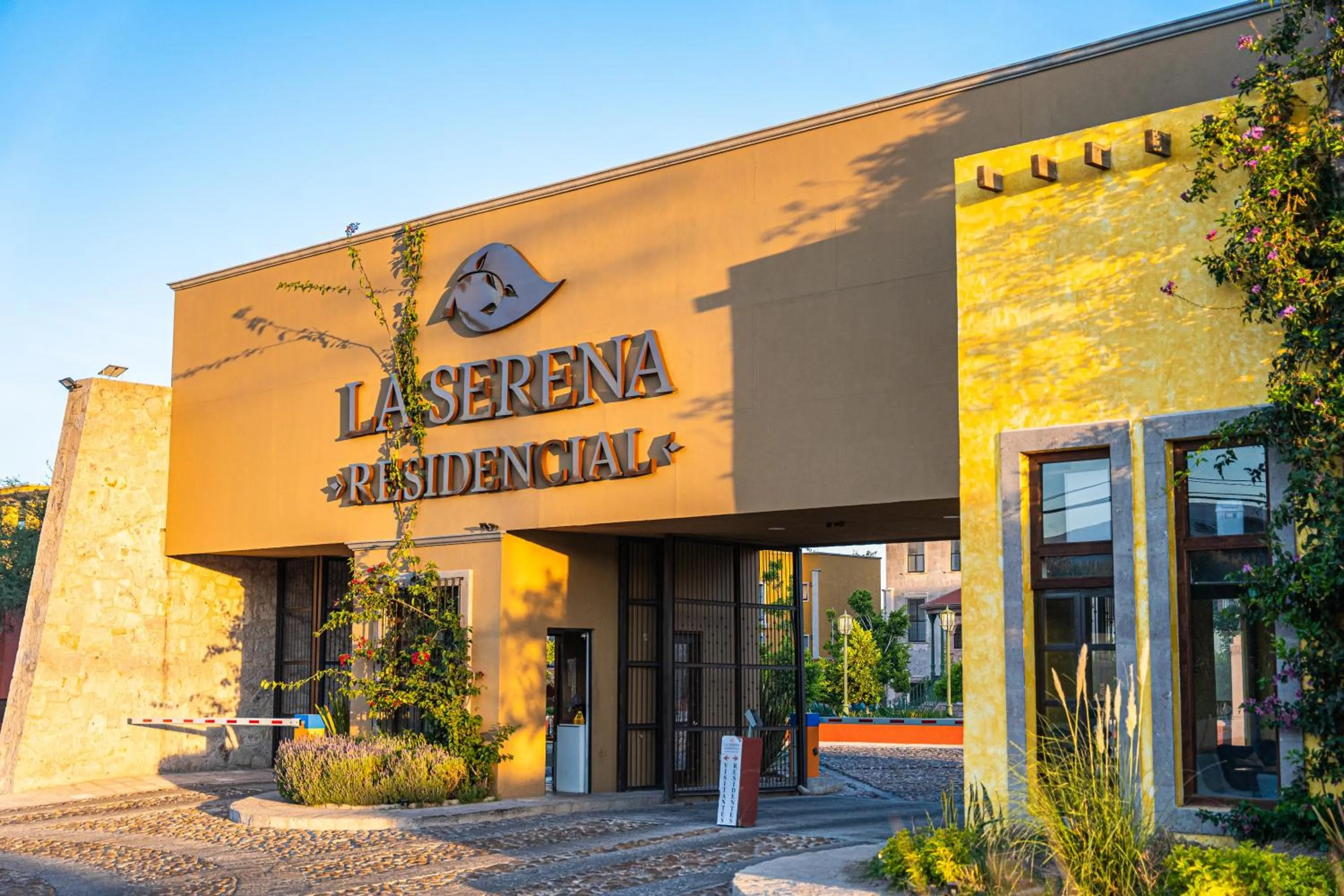 Facade/entrance in Krystal Grand Residences & Villas San Miguel de Allende