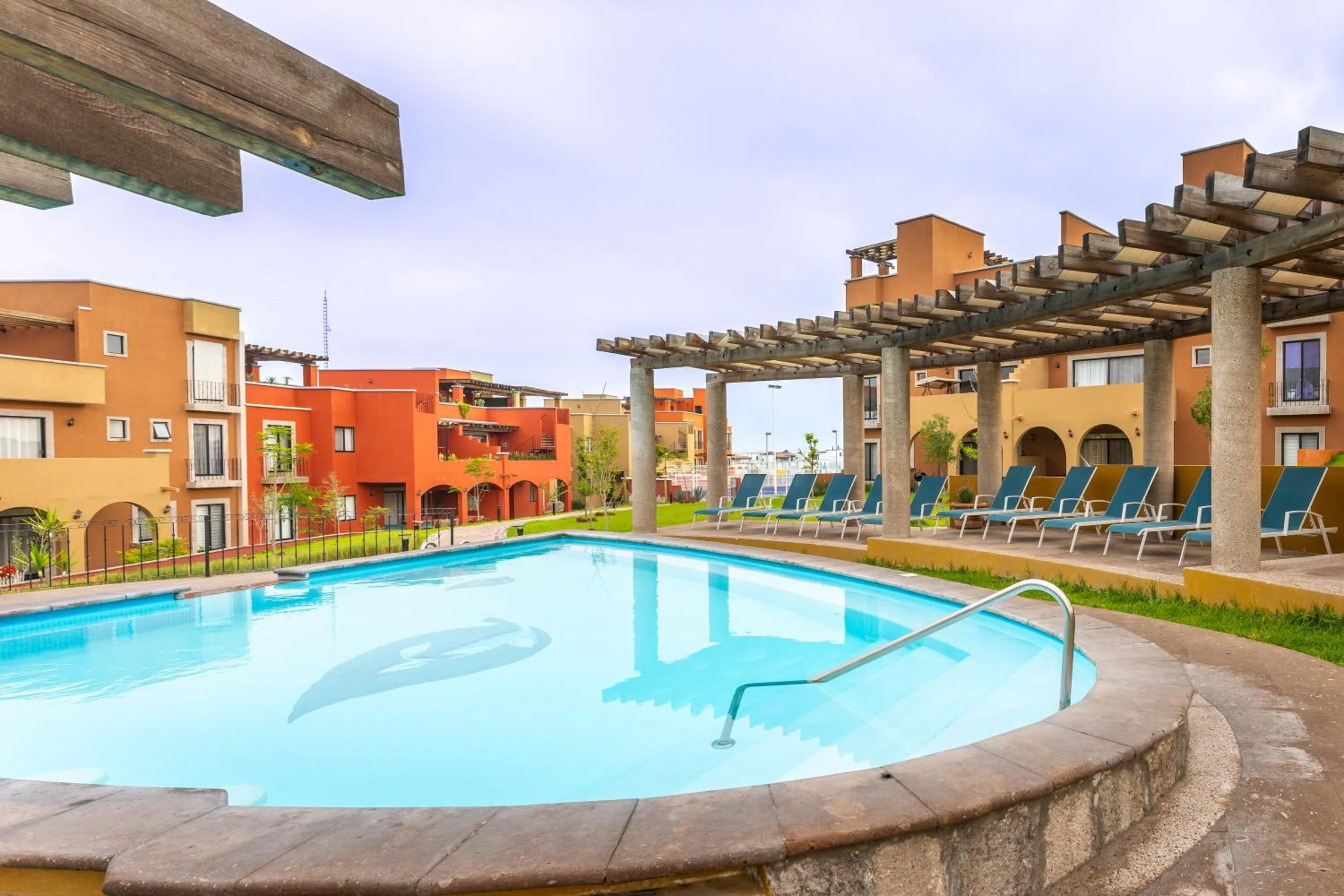 Swimming pool in Krystal Grand Residences & Villas San Miguel de Allende