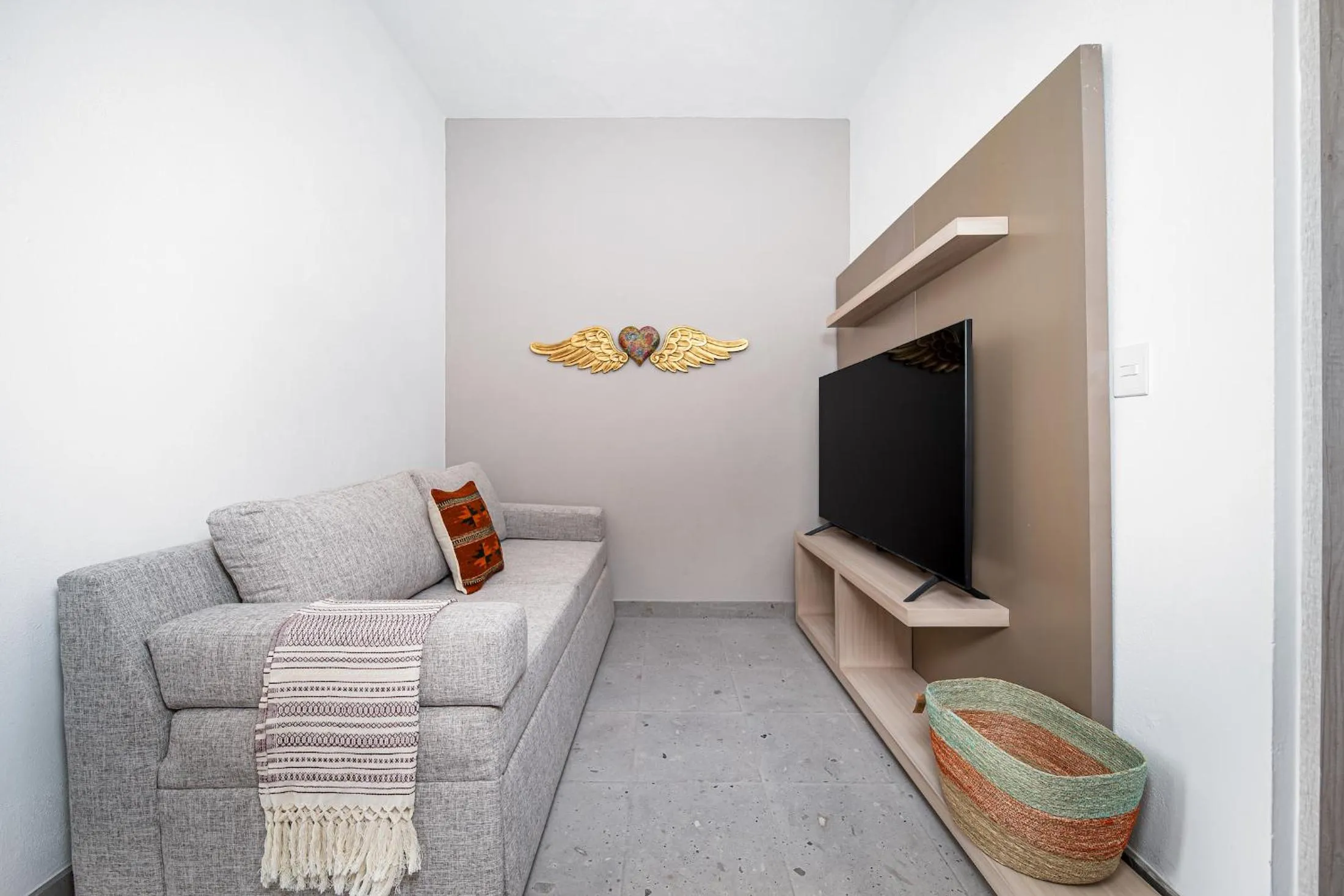 TV and multimedia in Krystal Grand Residences & Villas San Miguel de Allende