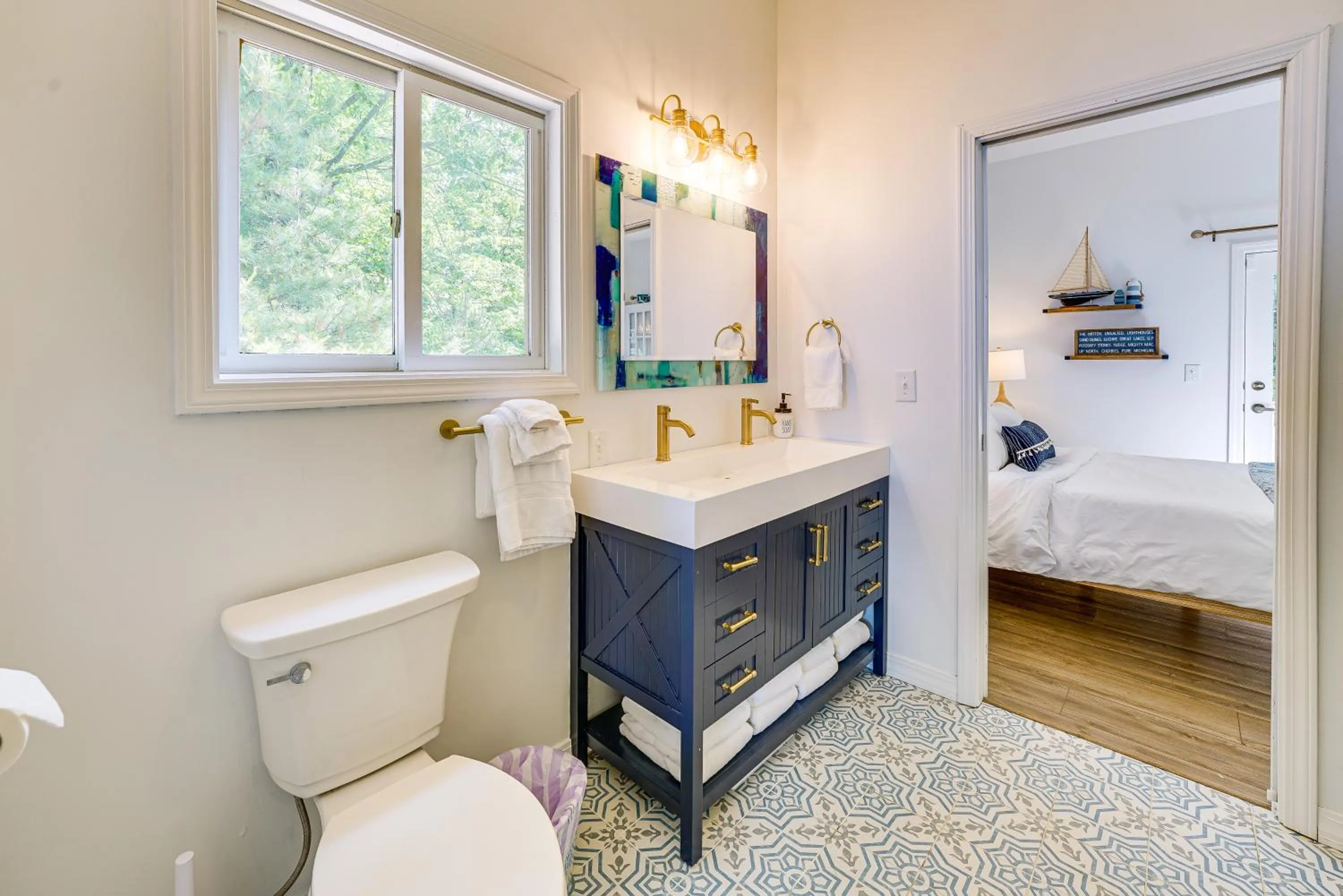 Private Beachfront Lake Michigan Rental with Kayaks