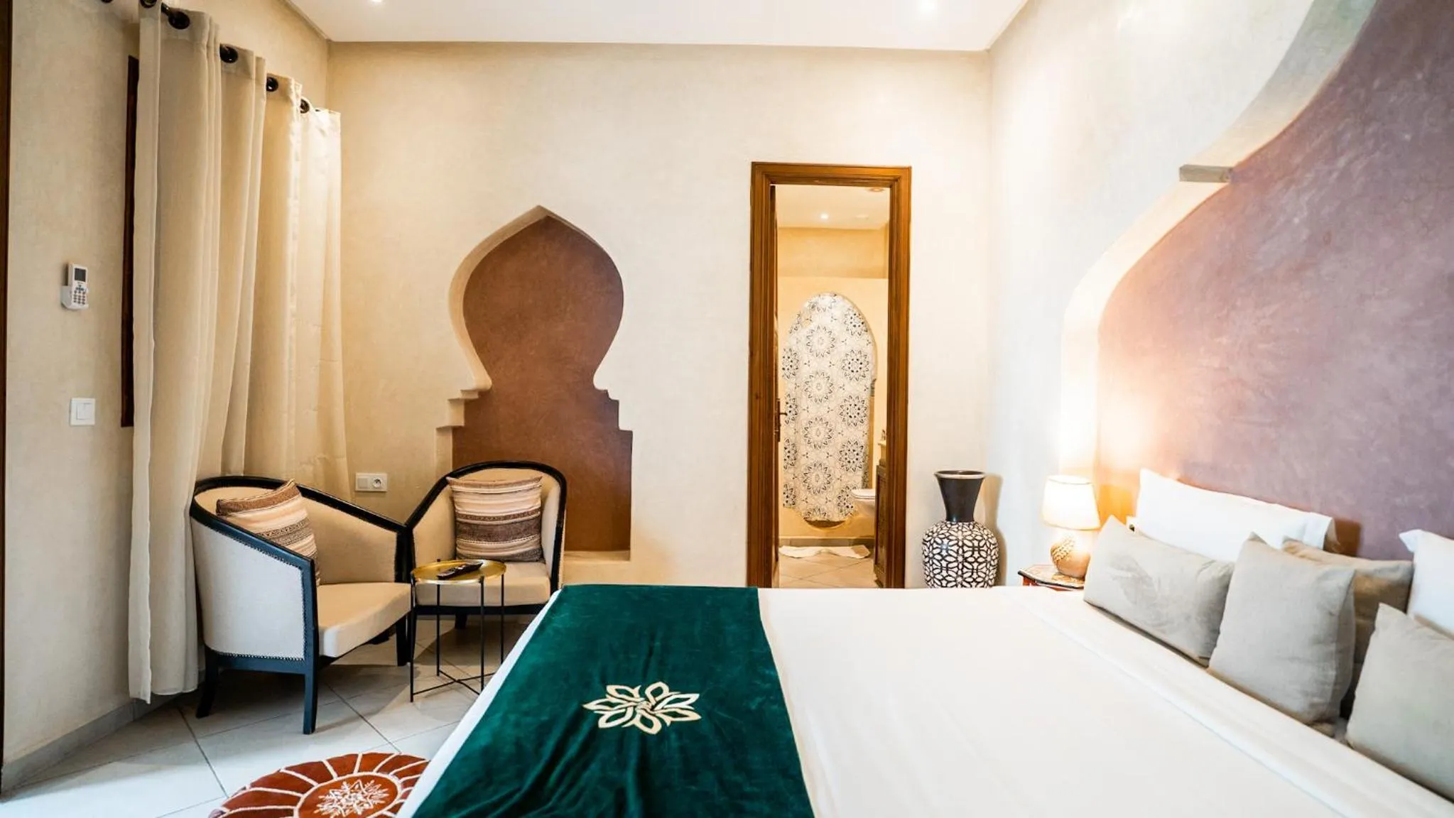 Bed in Riad Mandana & Spa