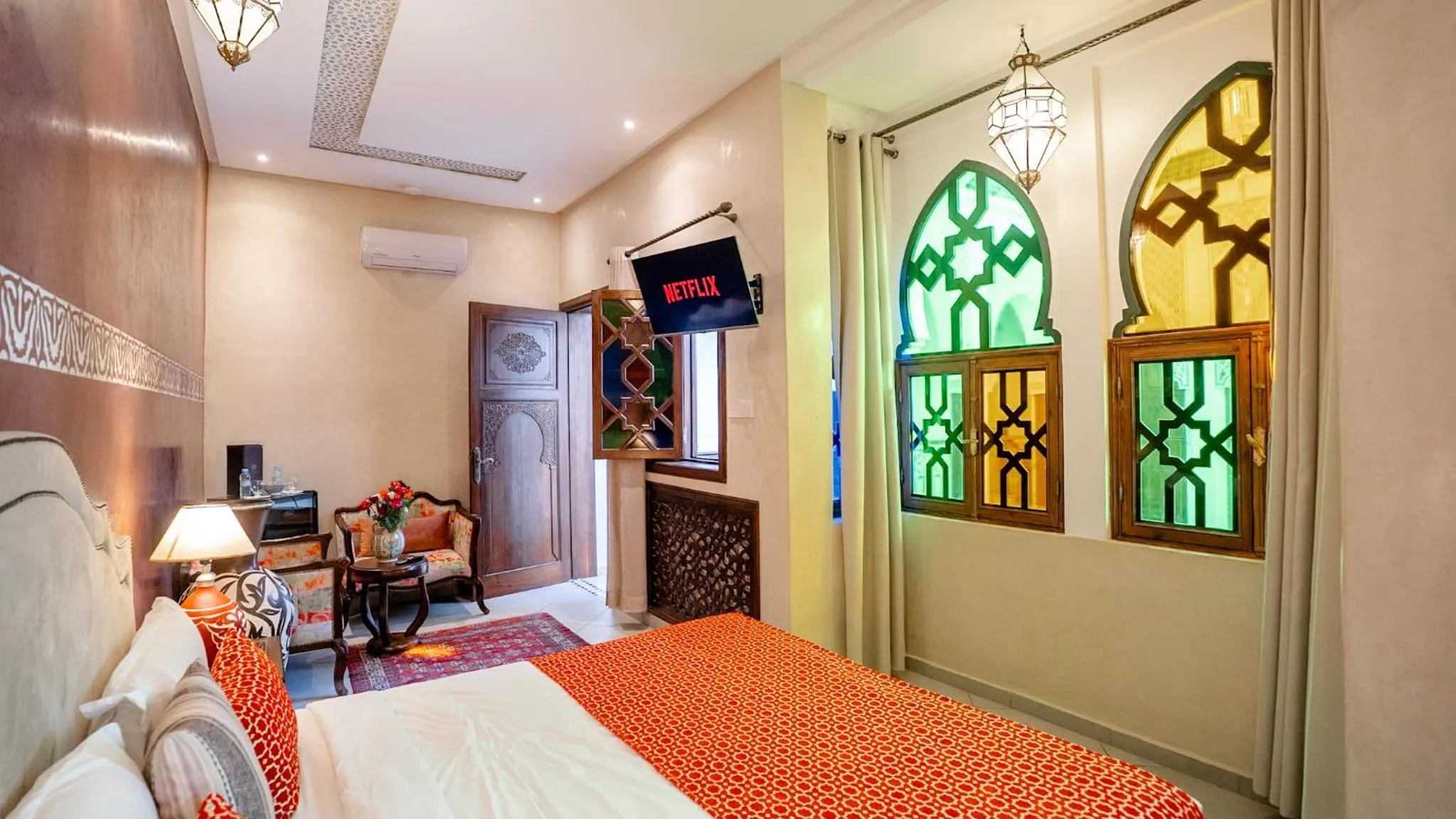 TV and multimedia, Bed in Riad Mandana & Spa
