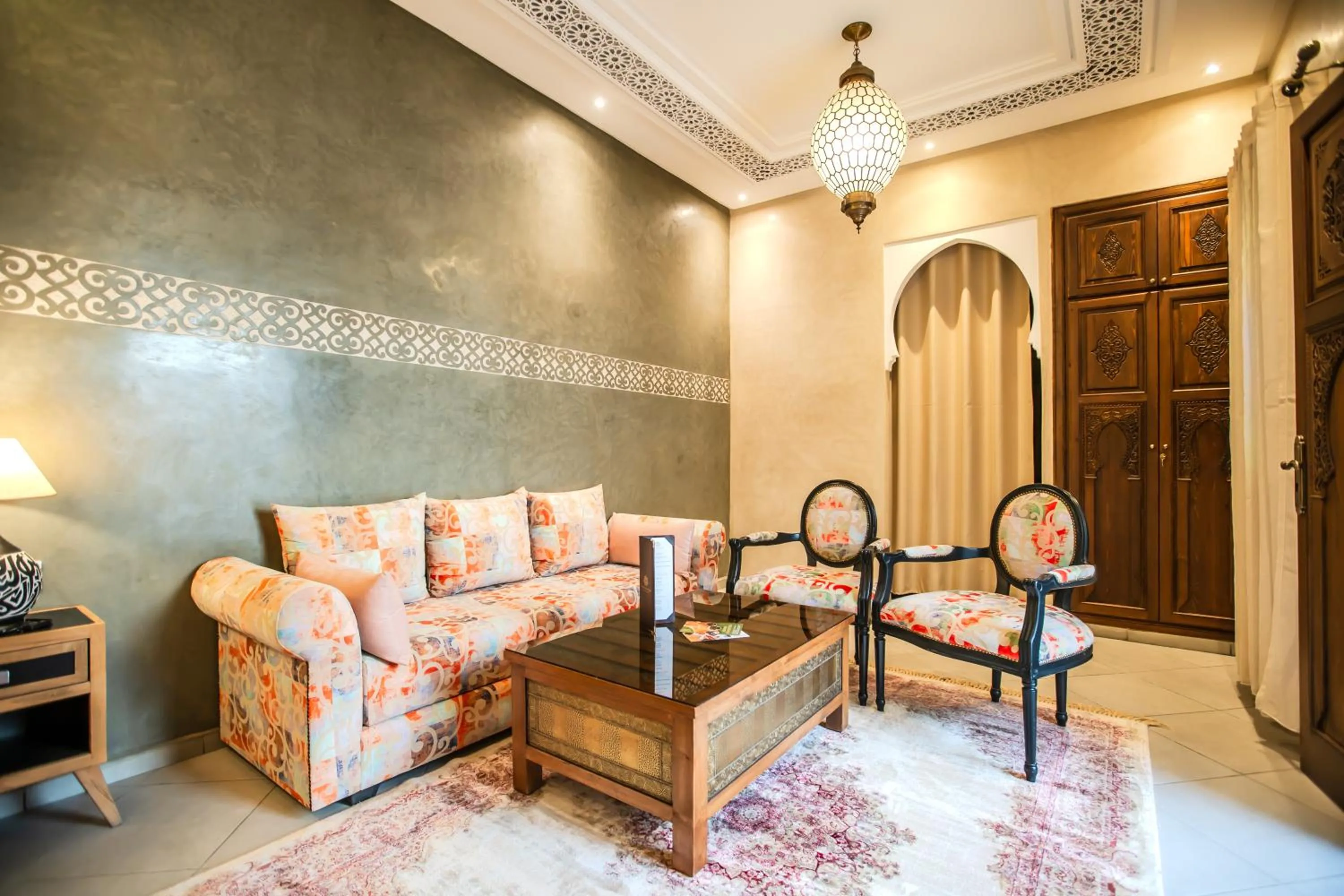 Living room in Riad Mandana & Spa