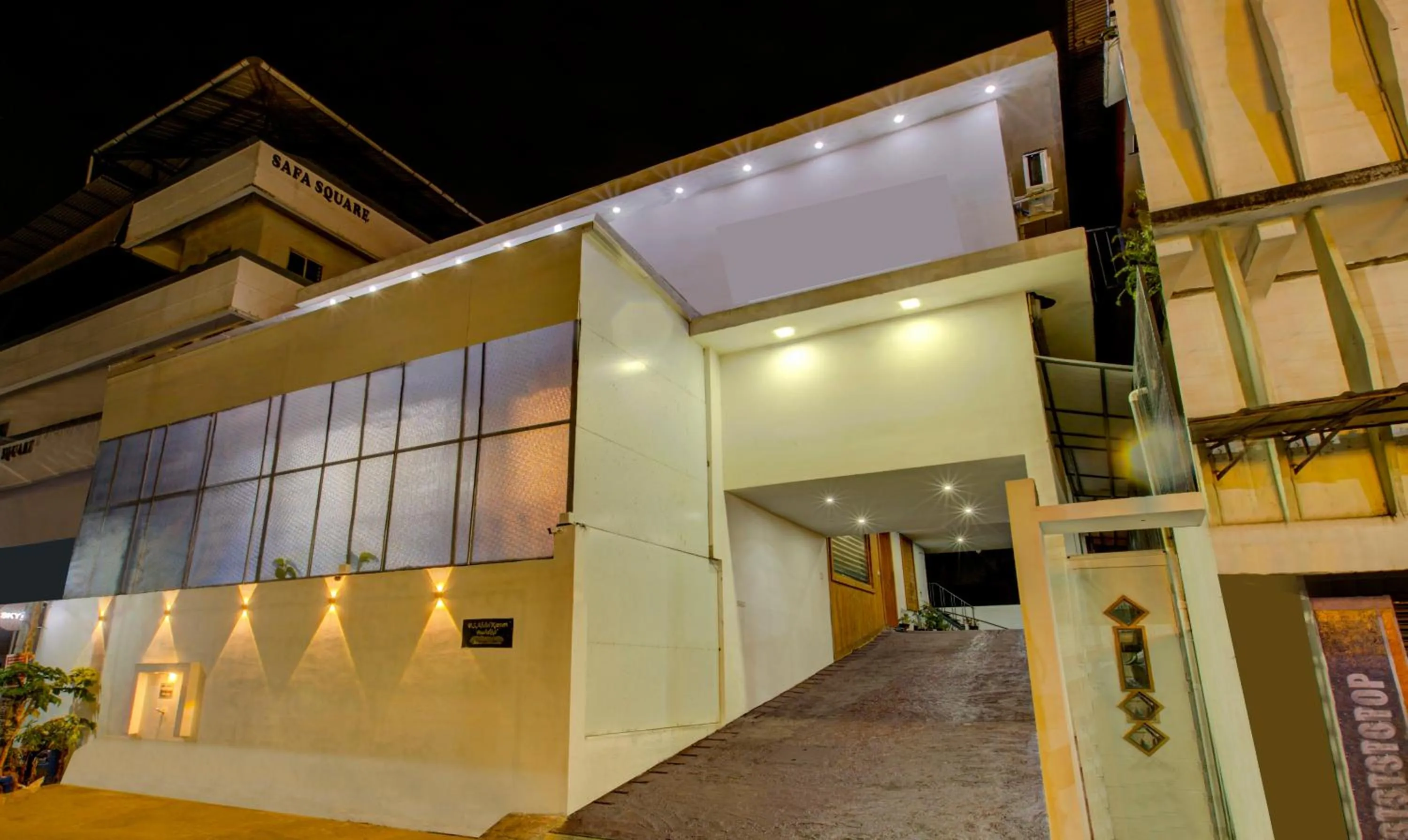 Property Building in NAWAL MAHAL