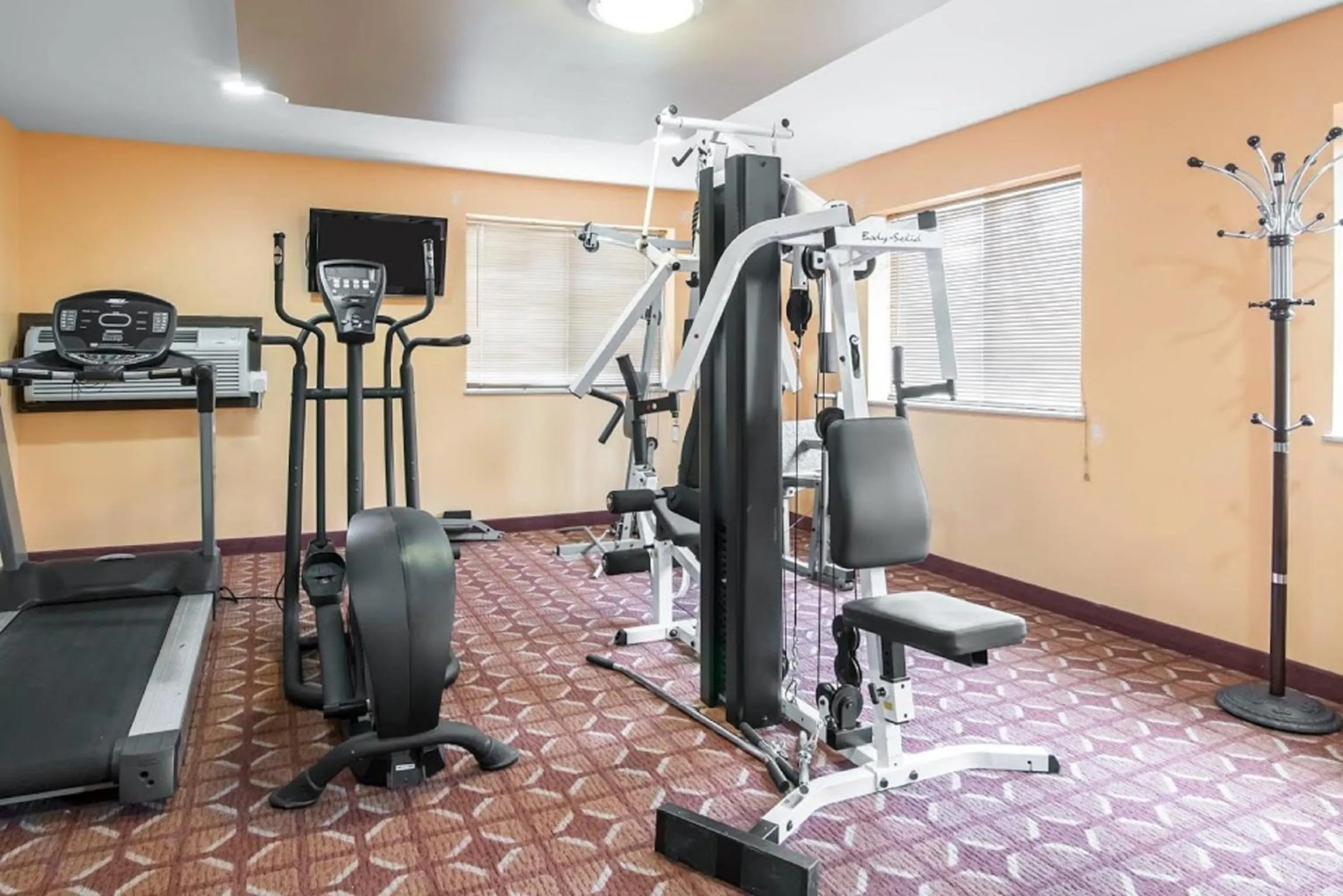 Fitness centre/facilities in Rodeway Inn Towanda