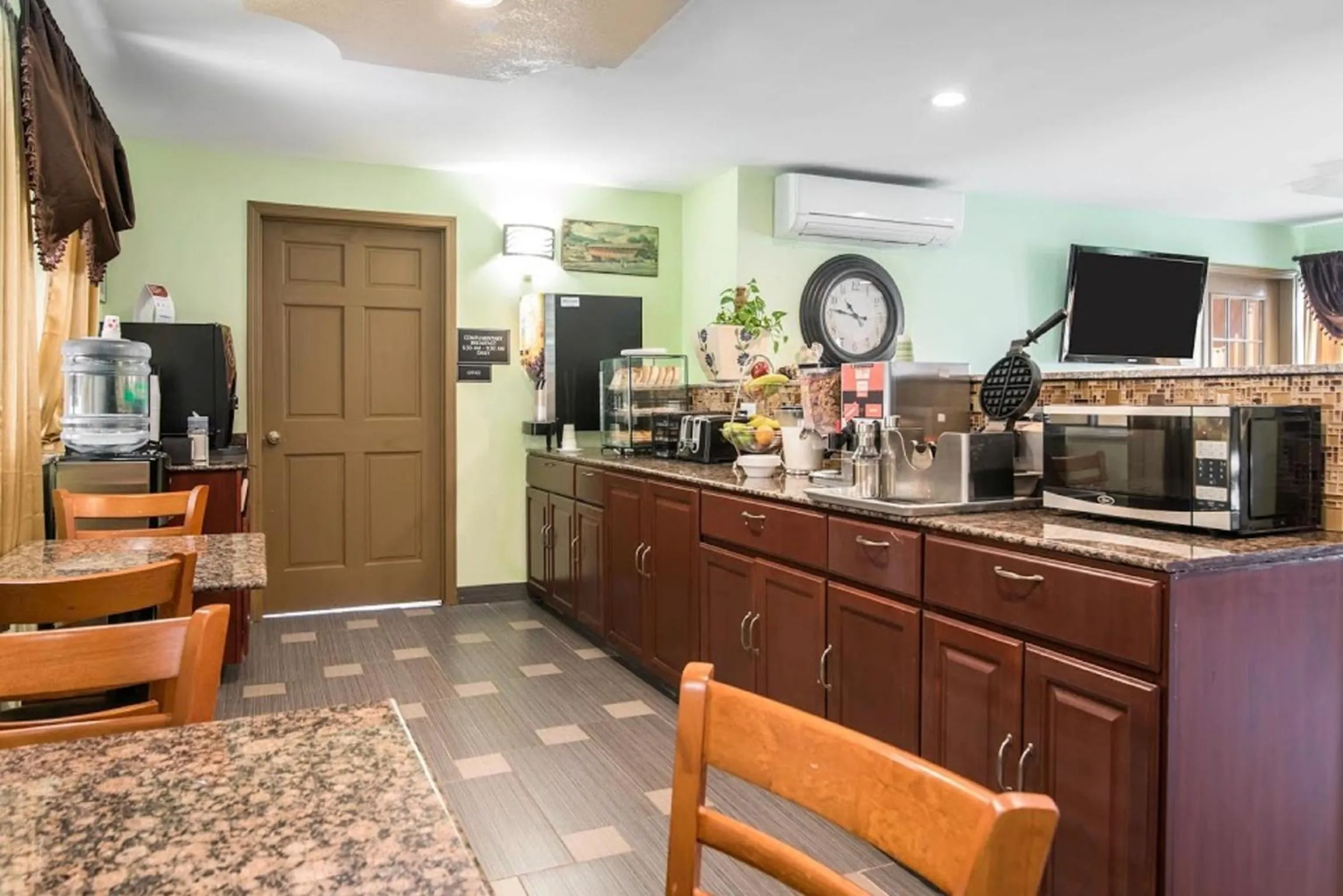 Food close-up in Rodeway Inn Towanda