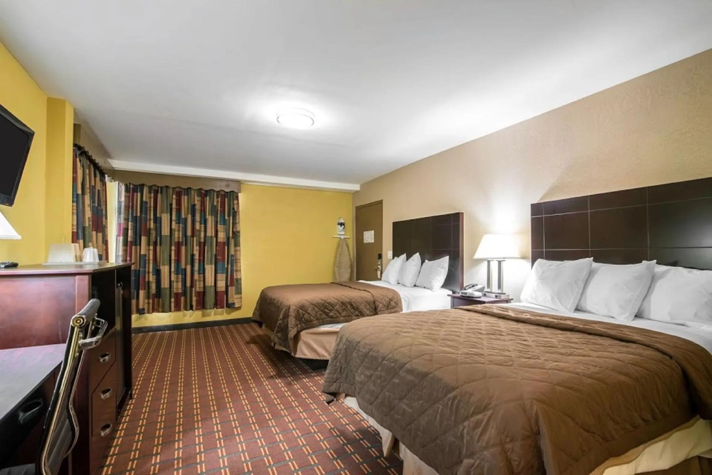 Photo of the whole room, Bed in Rodeway Inn Towanda