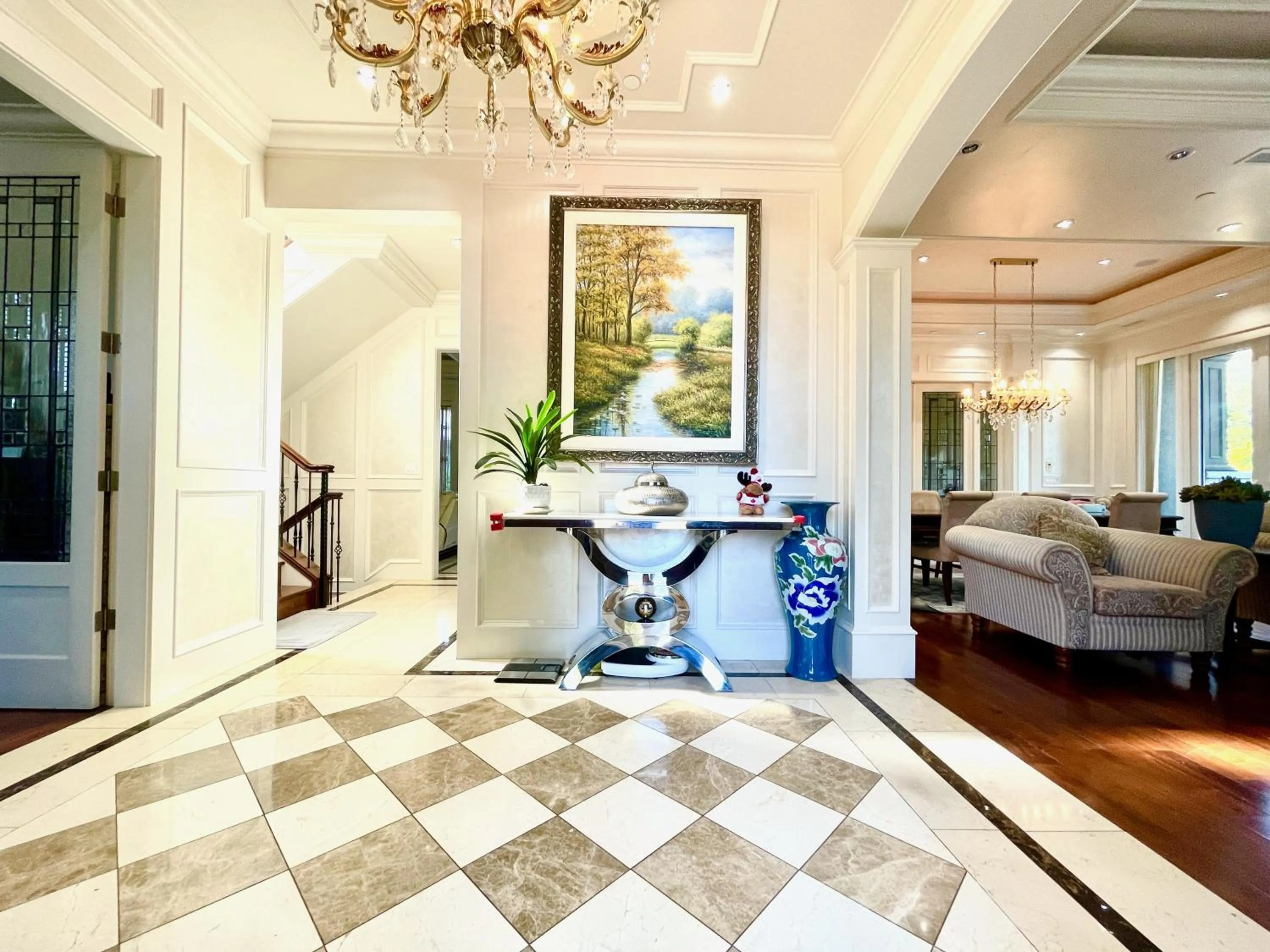 Living room, Bed in Vancouver Luxury guesthouse