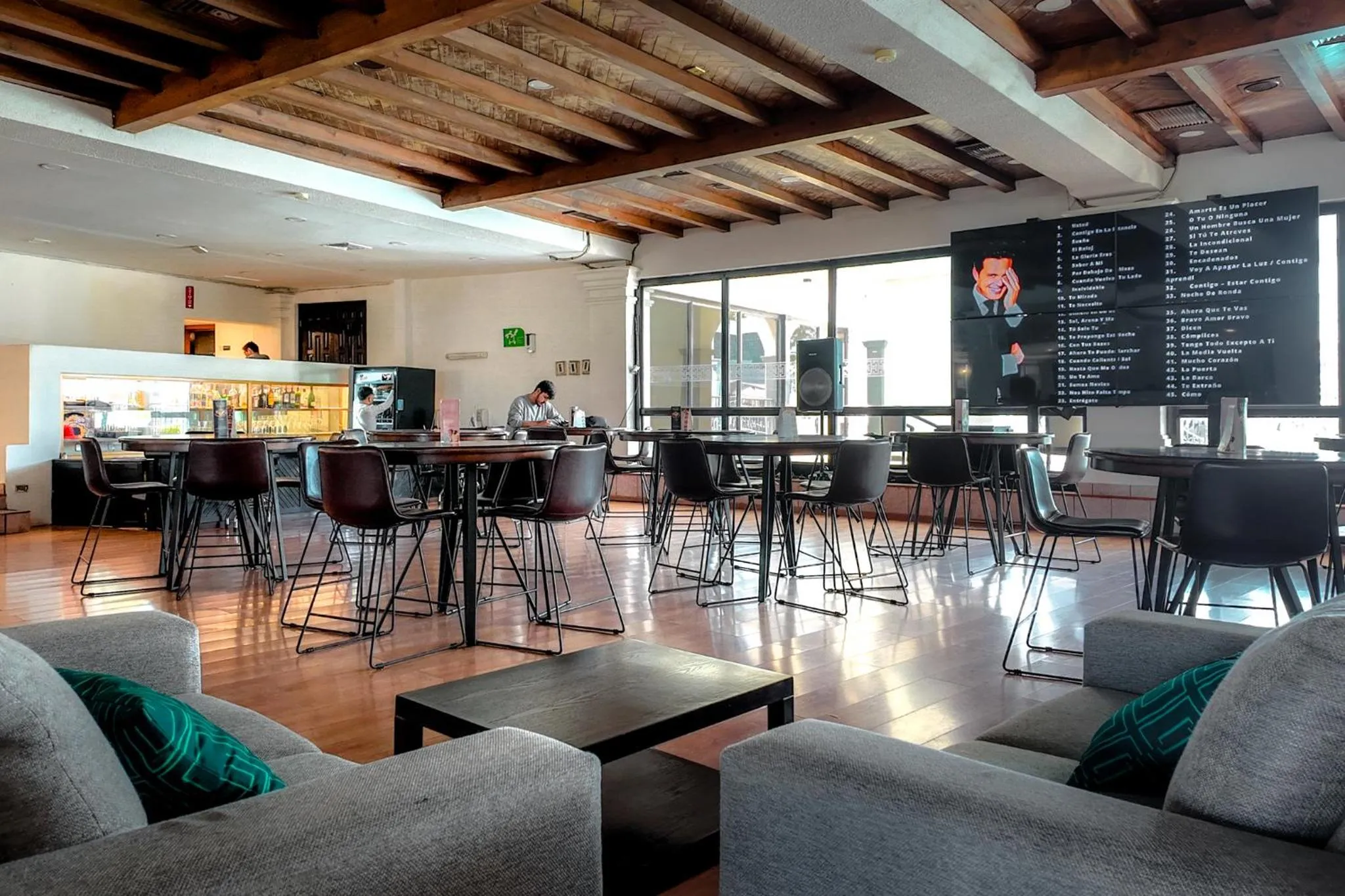 Lounge or bar in InHouse Hotel Obregón