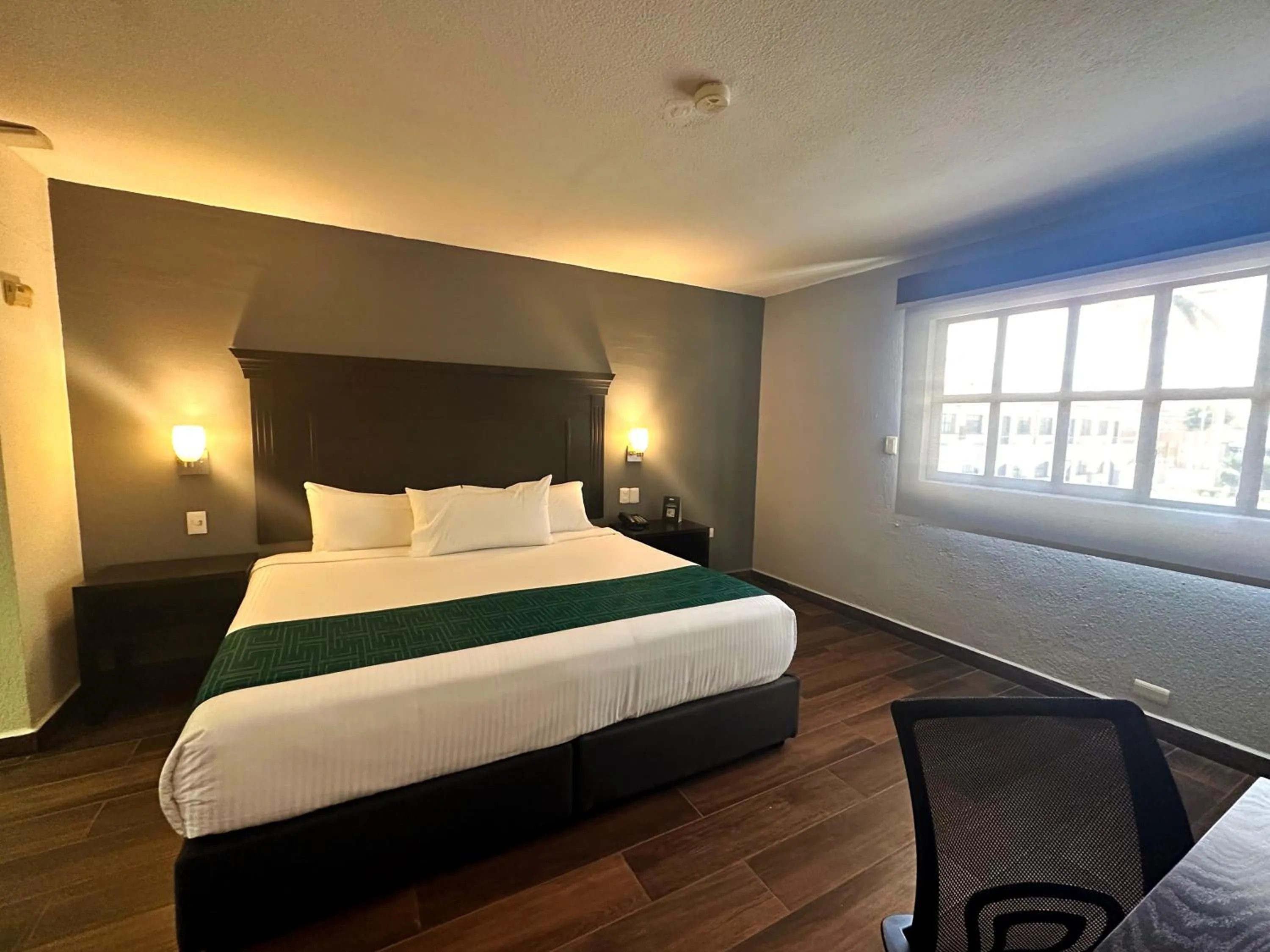 Bed in InHouse Hotel Obregón