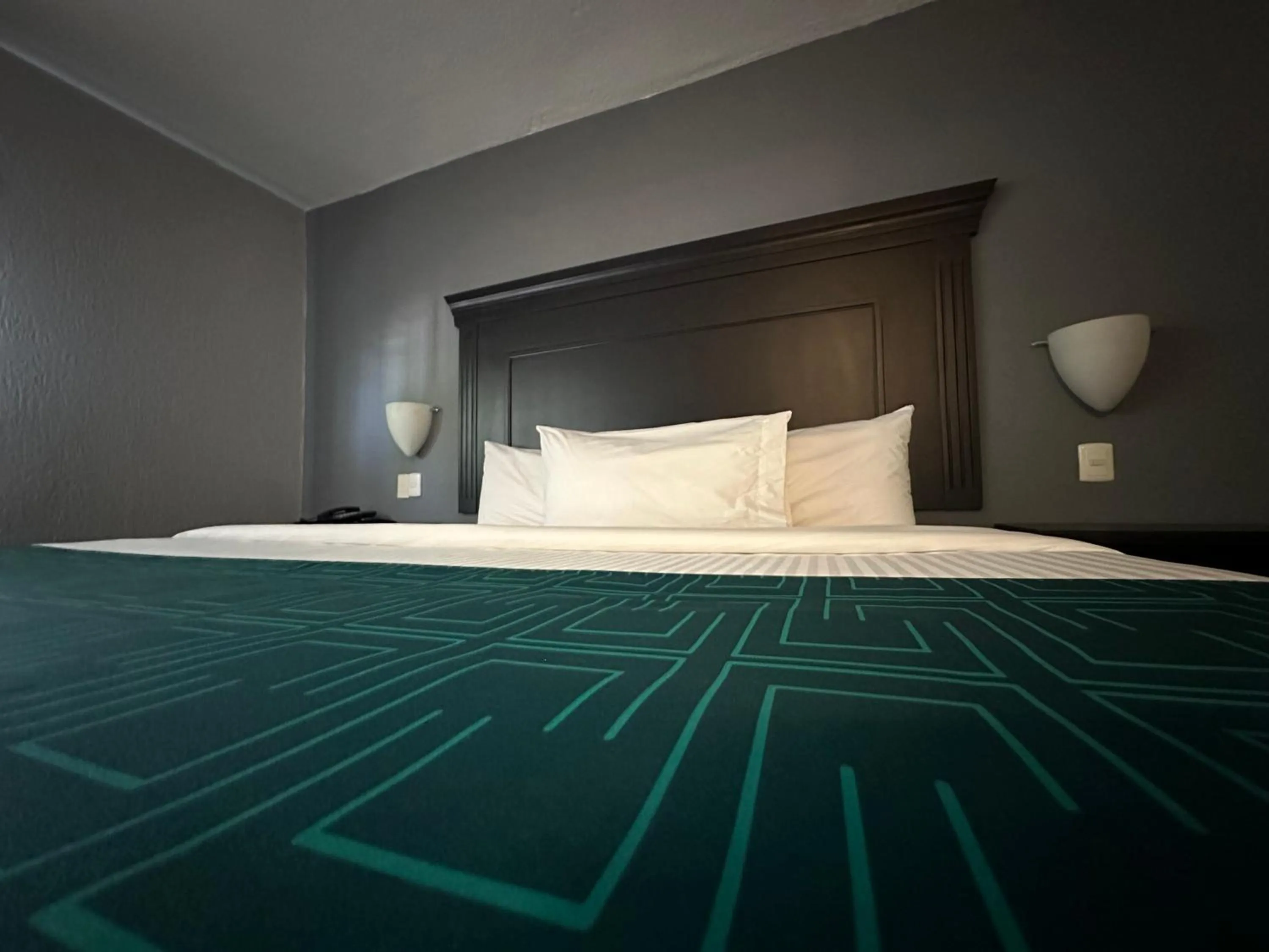 Bed in InHouse Hotel Obregón