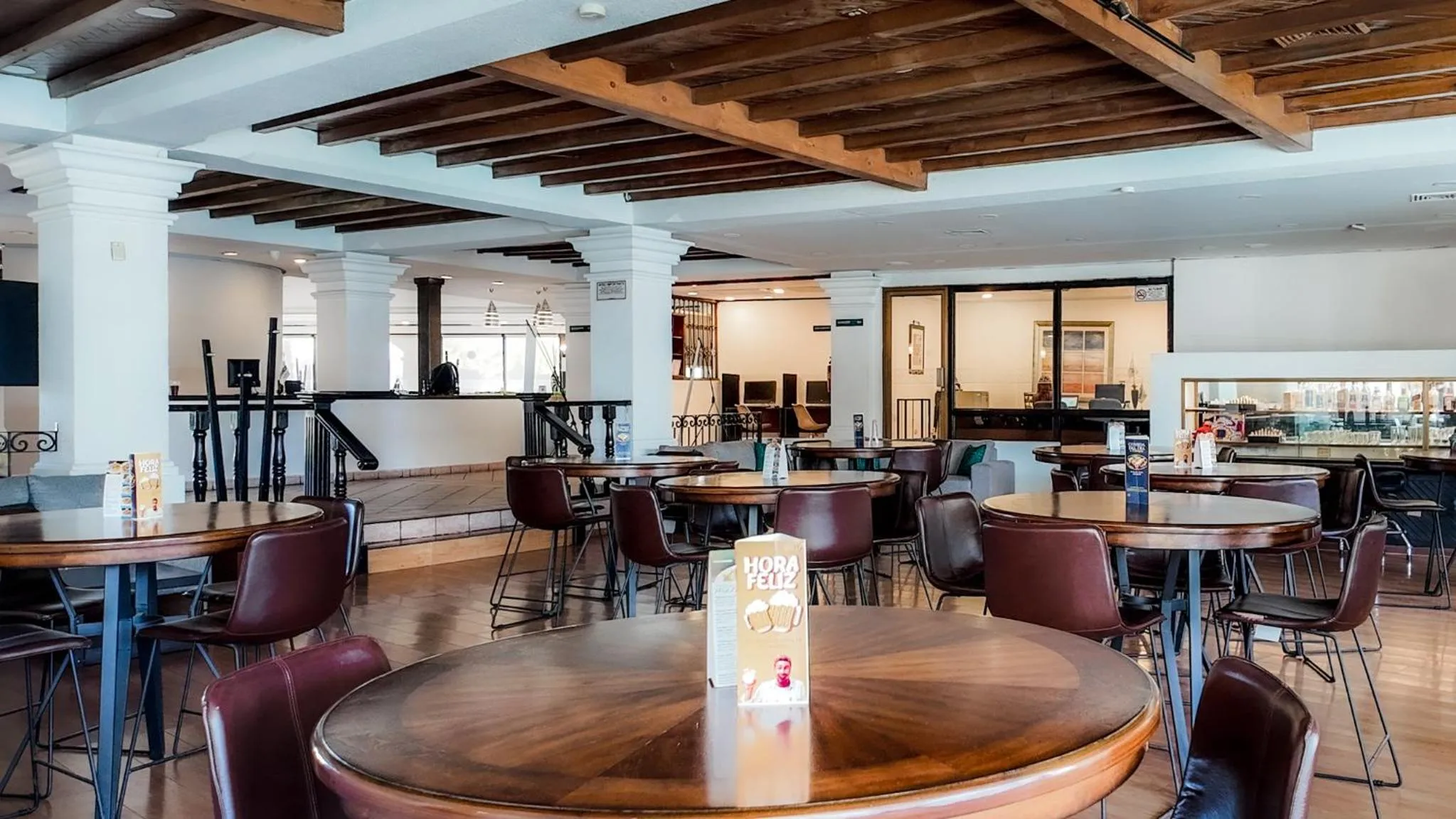 Lounge or bar in InHouse Hotel Obregón