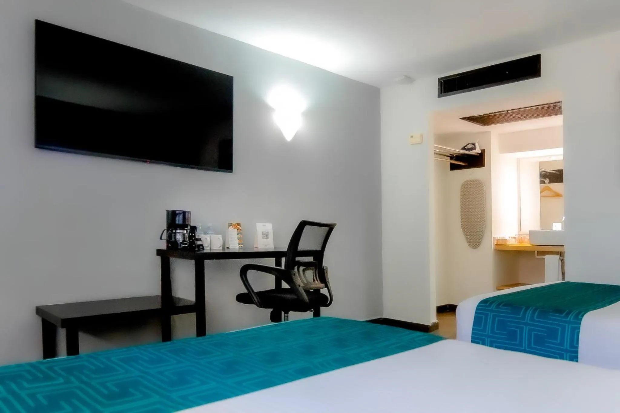 Bed in InHouse Hotel Obregón