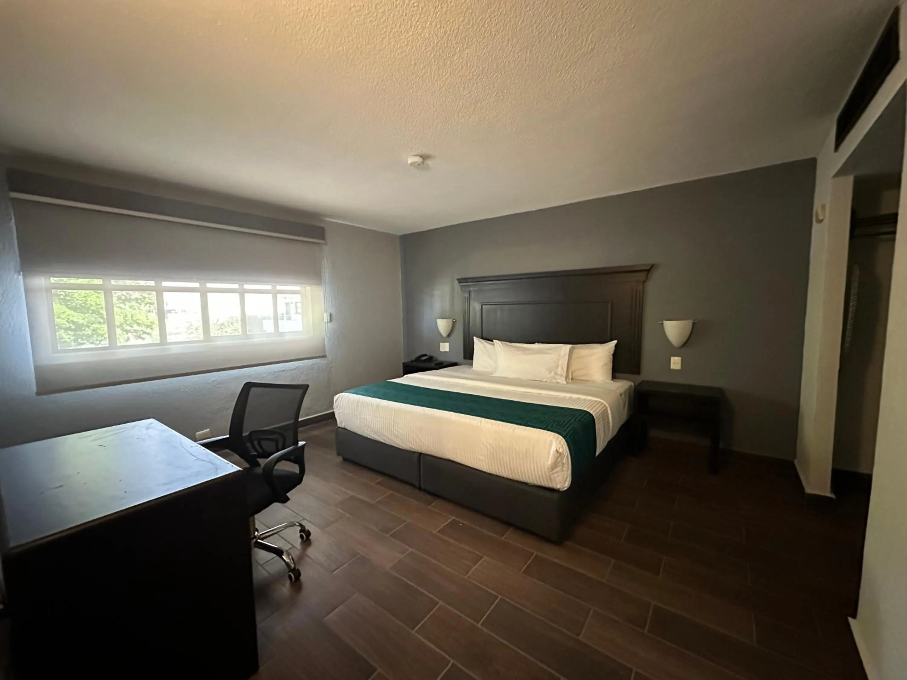 Bed in InHouse Hotel Obregón