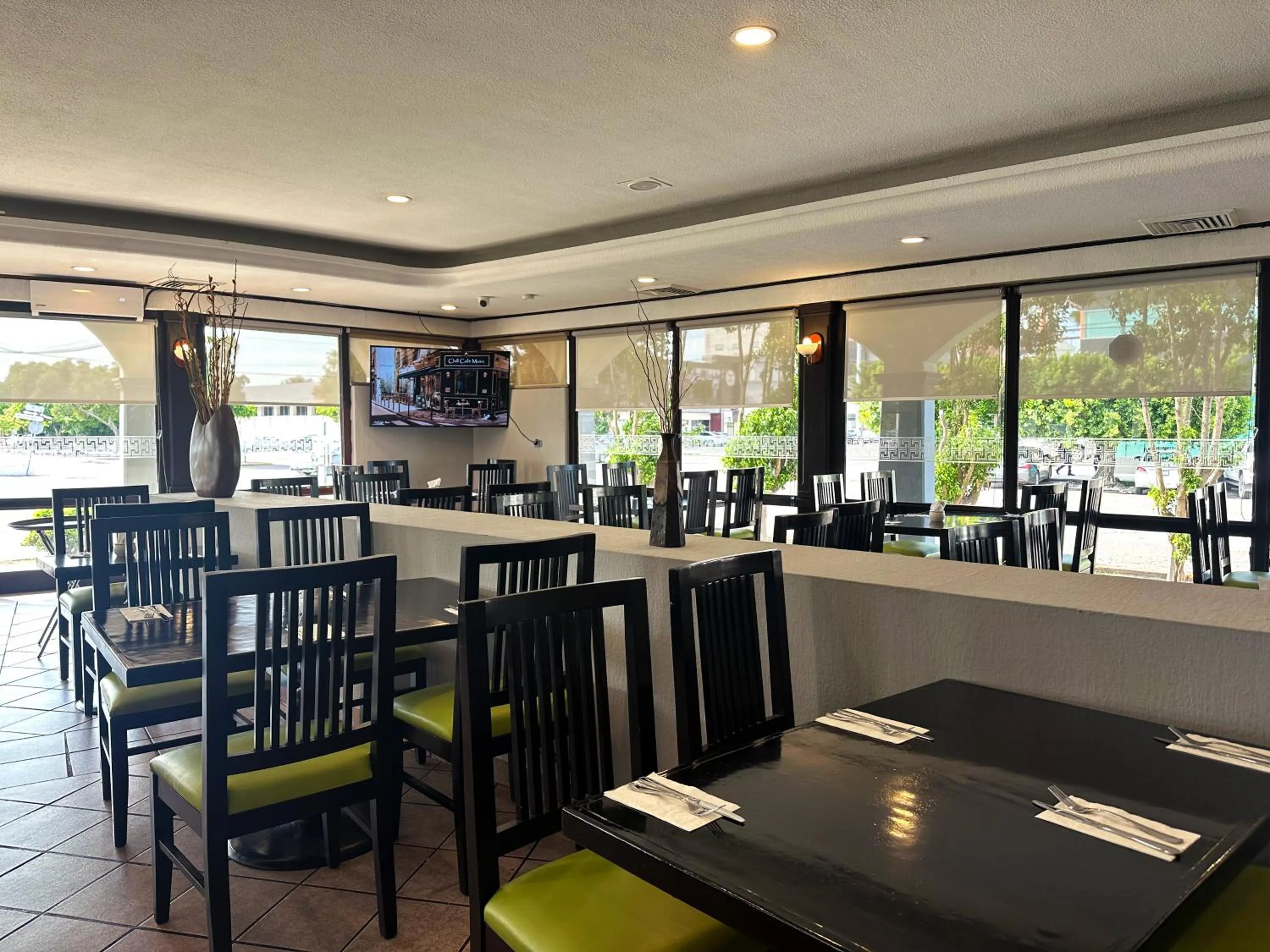 Restaurant/places to eat in InHouse Hotel Obregón